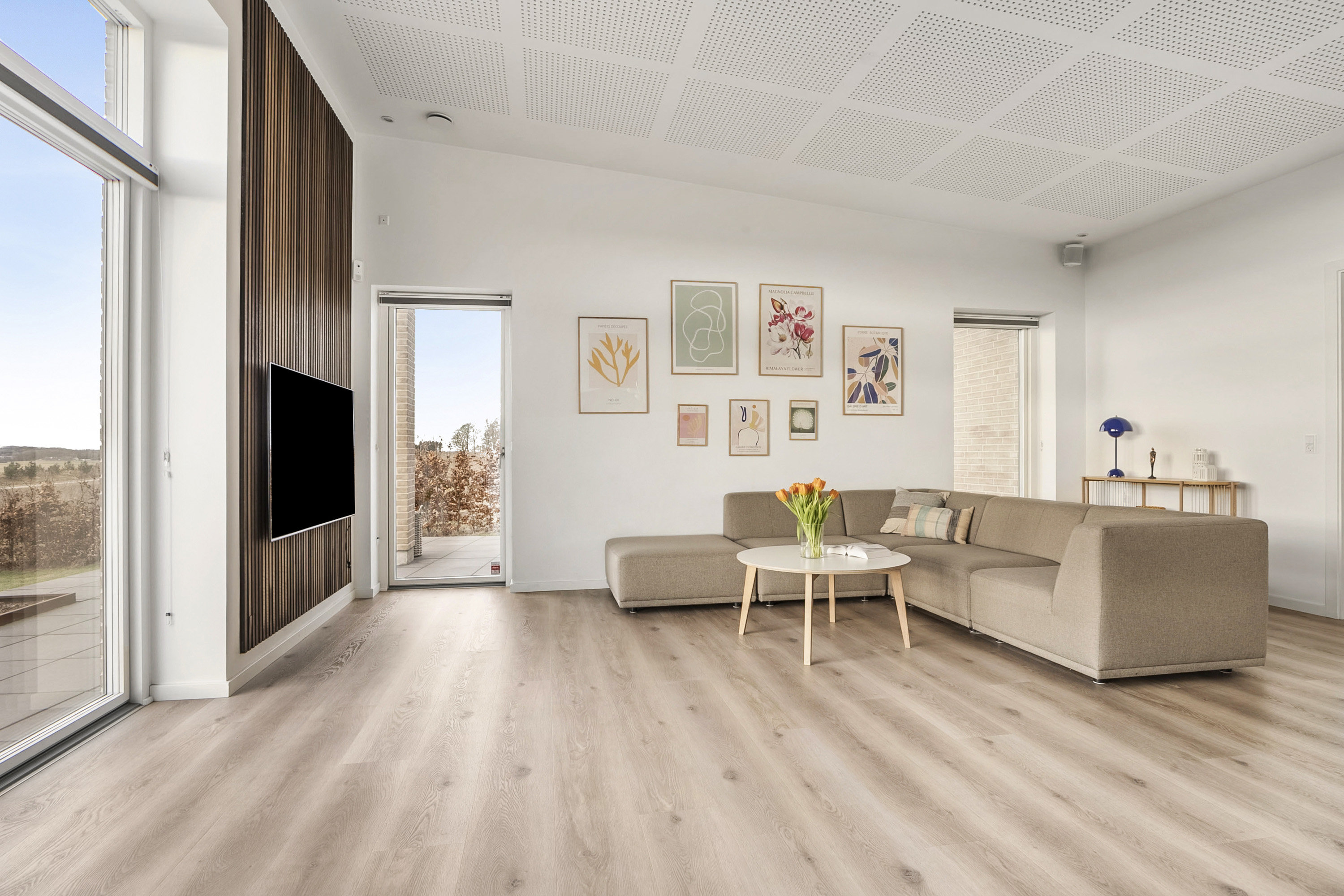 Fremhævet stue billede i fuldskærmstilstand. Billede af Renrosen 12, 8700 Horsens