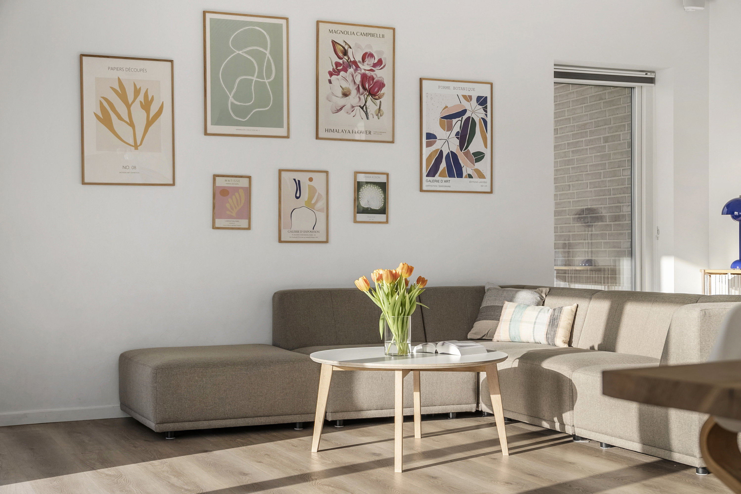 Fremhævet stue billede i fuldskærmstilstand. Billede af Renrosen 12, 8700 Horsens