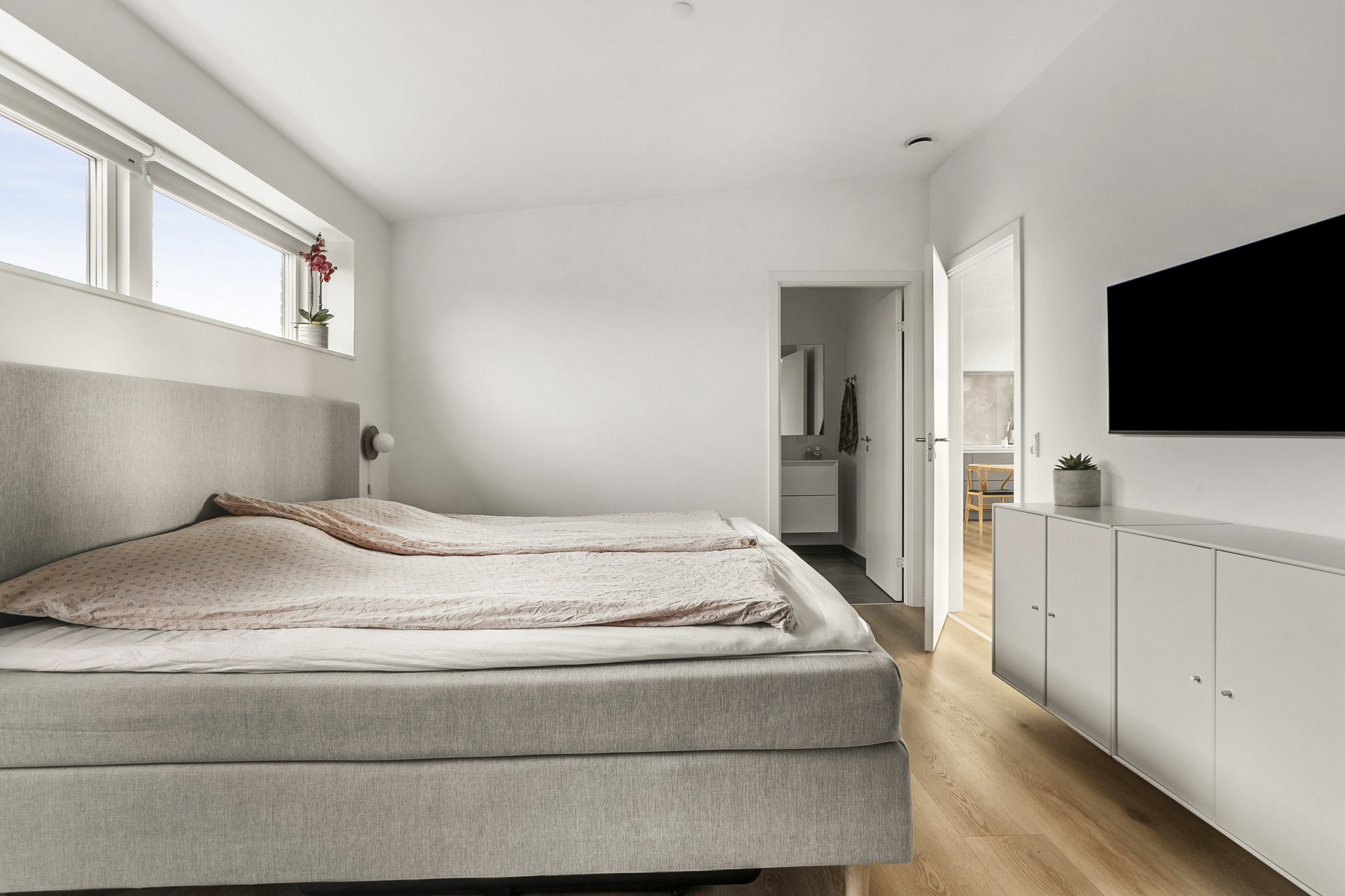 Fremhævet soveværelse billede i fuldskærmstilstand. Billede af Renrosen 12, 8700 Horsens