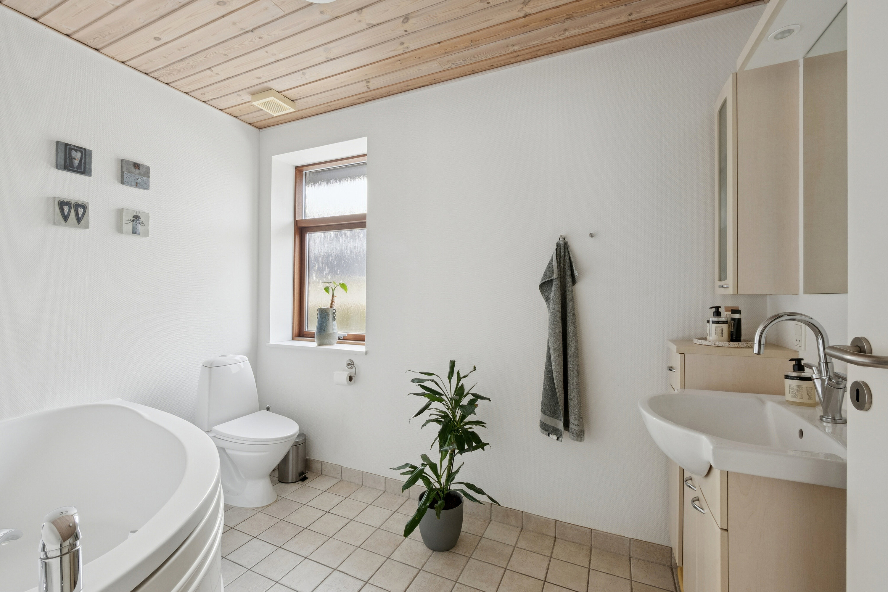 Fremhævet badeværelse billede i fuldskærmstilstand. Billede af Silstrupvej 22, Tilsted, 7700 Thisted