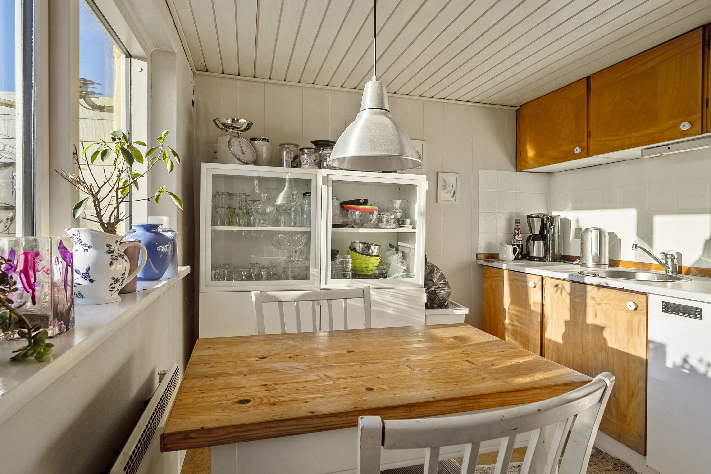 Fremhævet køkken billede i fuldskærmstilstand. Billede af Sattrupvej 29, Sattrup, 8752 Østbirk