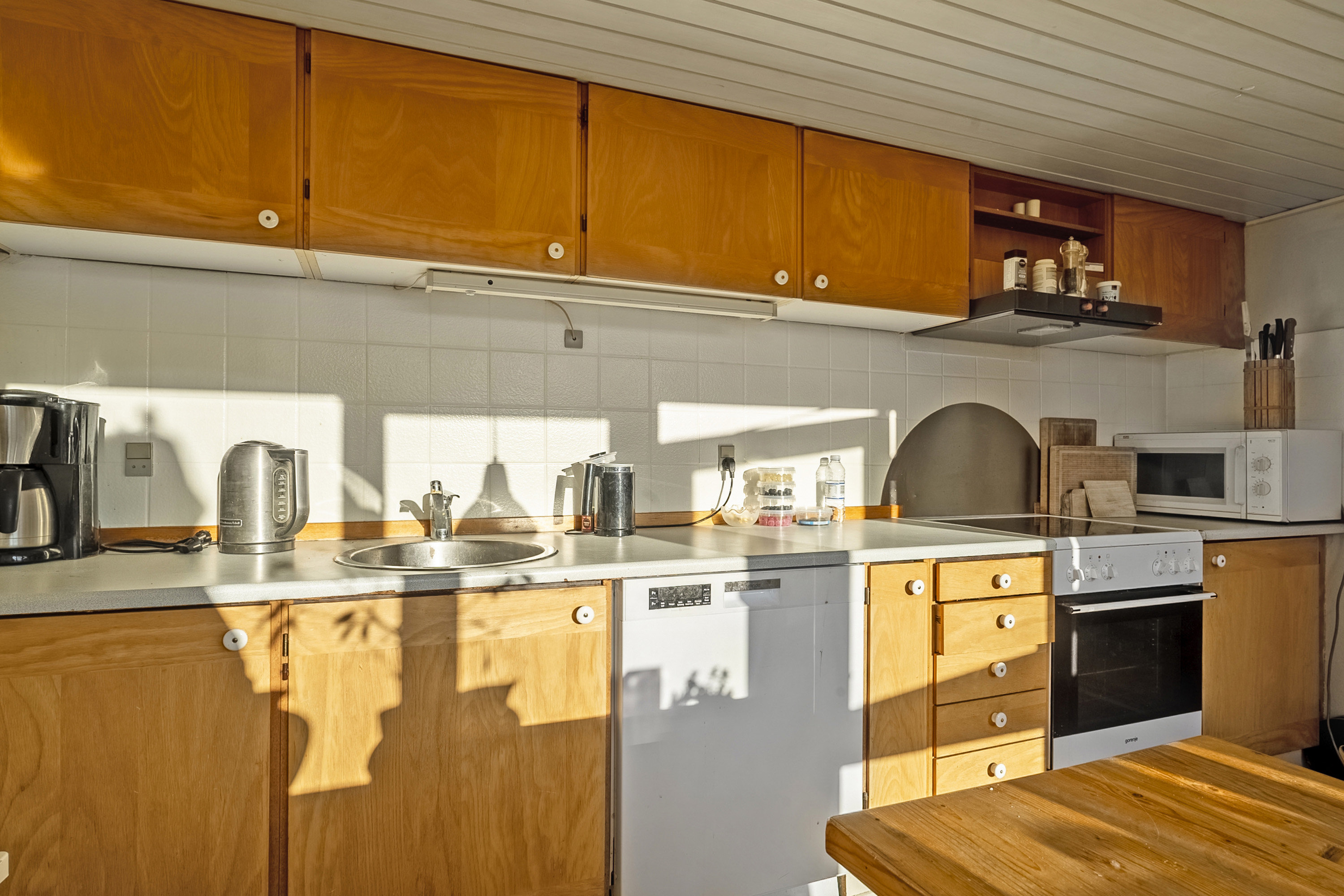 Fremhævet køkken billede i fuldskærmstilstand. Billede af Sattrupvej 29, Sattrup, 8752 Østbirk