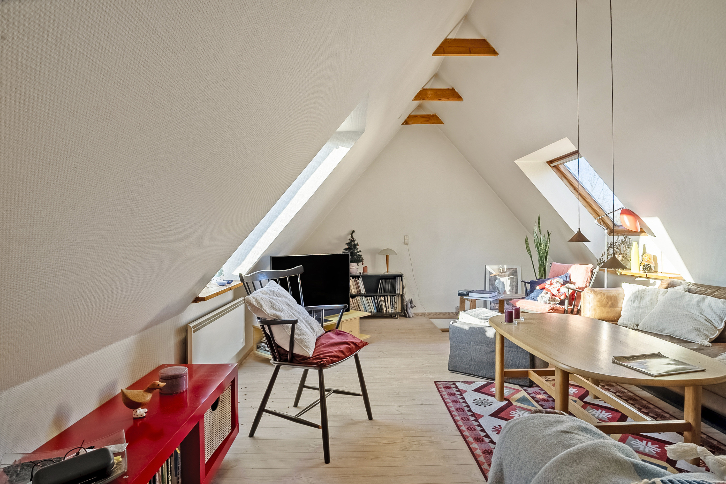 Fremhævet stue billede i fuldskærmstilstand. Billede af Sattrupvej 29, Sattrup, 8752 Østbirk