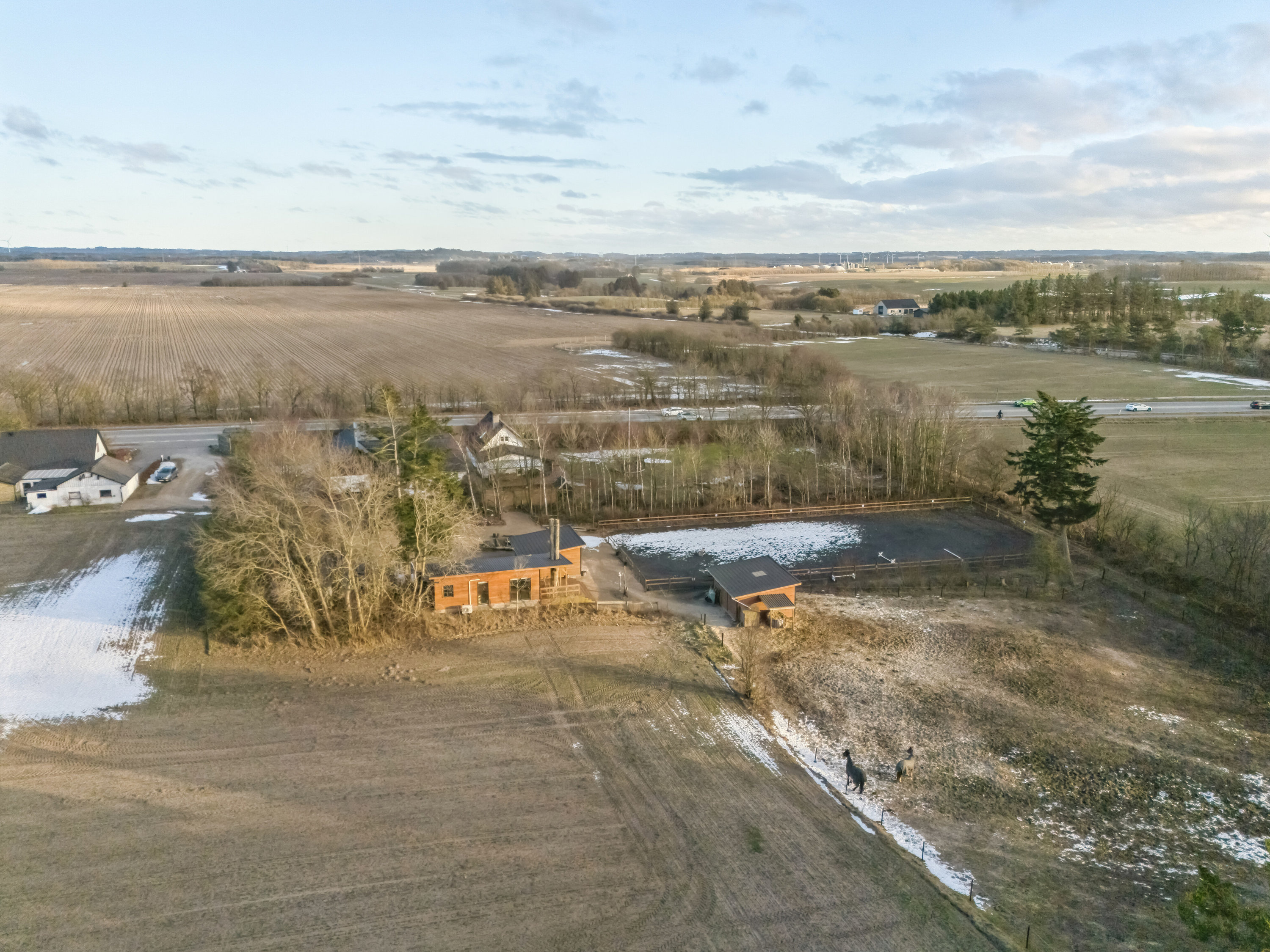 Fremhævet luftfoto billede i fuldskærmstilstand. Billede af Ålborgvej 202, 9800 Hjørring
