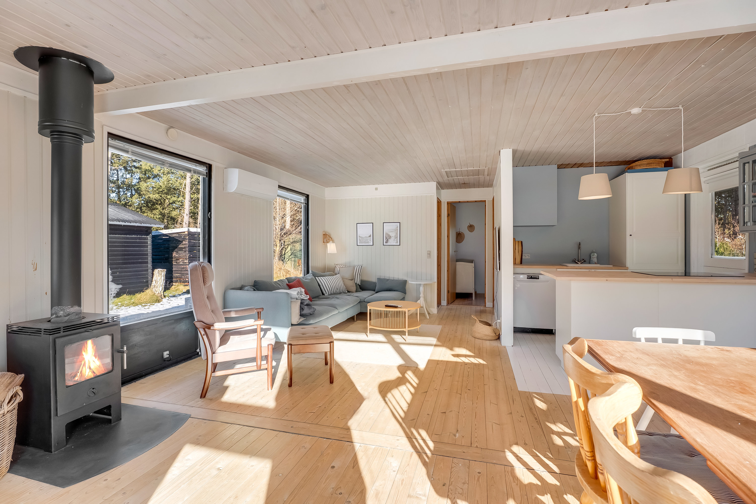 Fremhævet stue billede i fuldskærmstilstand. Billede af Fasanvænget 5, Saksfjed Ø, 4970 Rødby