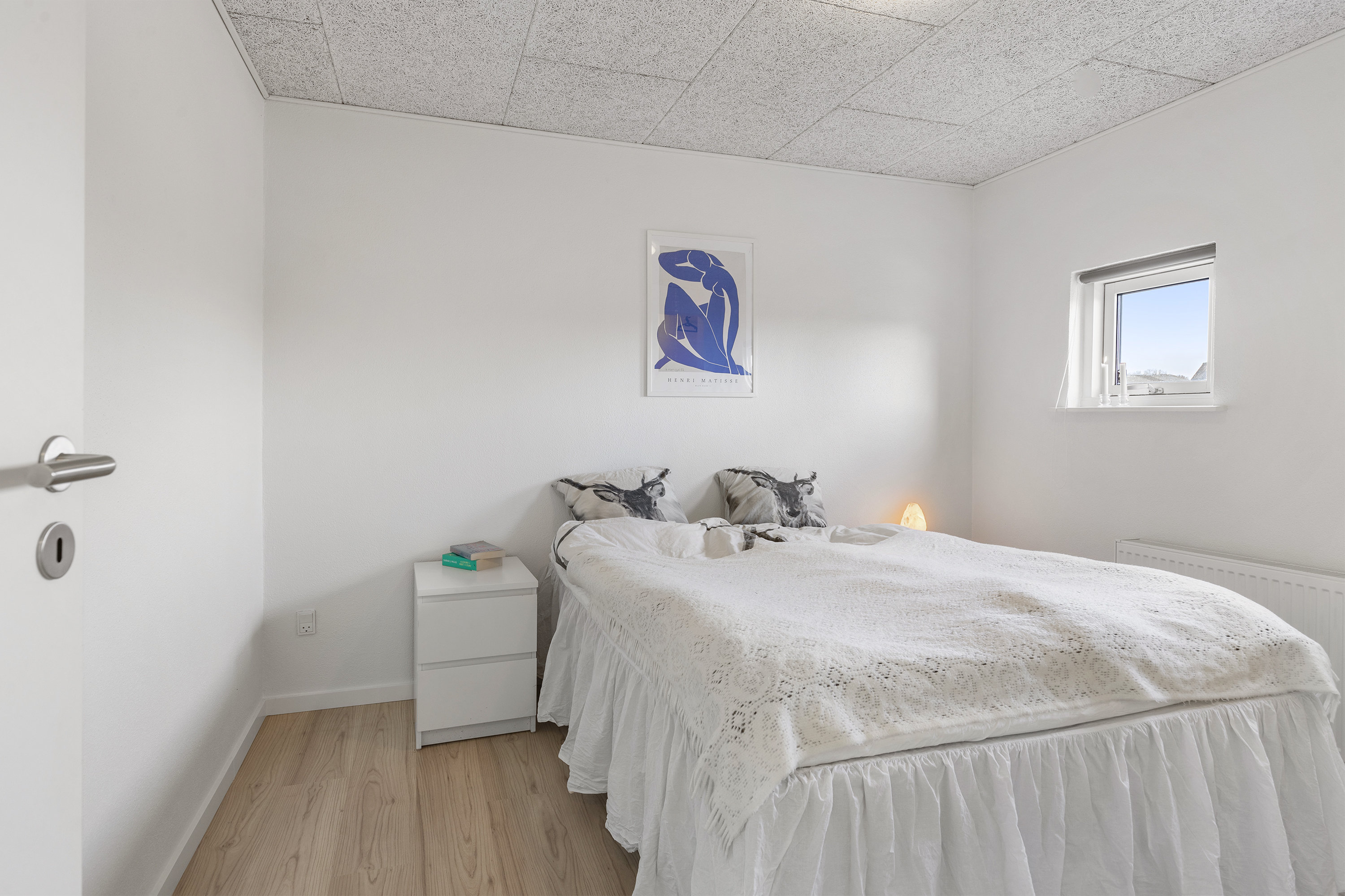 Fremhævet soveværelse billede i fuldskærmstilstand. Billede af Lindevej 15, 9620 Aalestrup