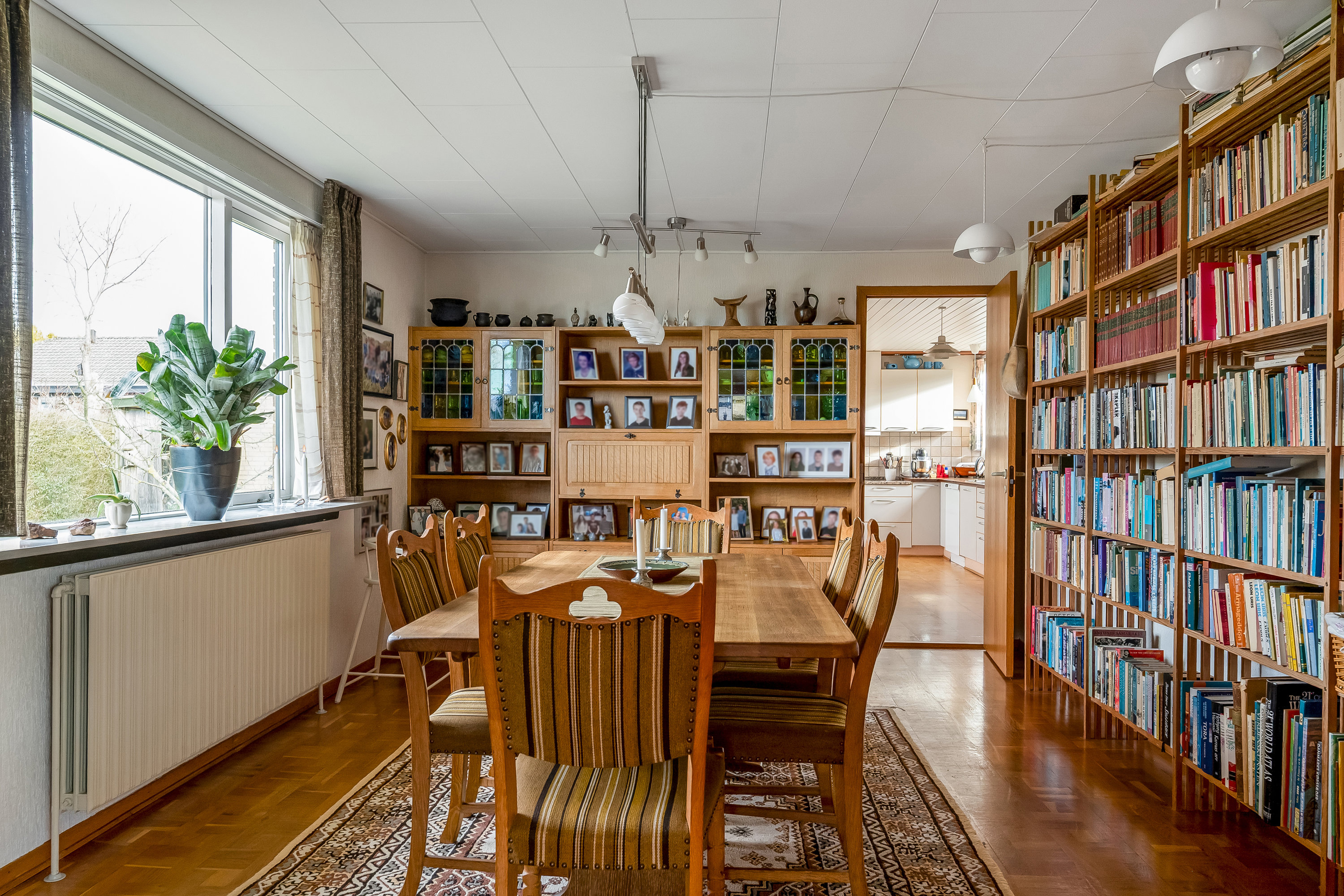 Fremhævet spisestue billede i fuldskærmstilstand. Billede af Blomstertoften 43, Tjørring, 7400 Herning