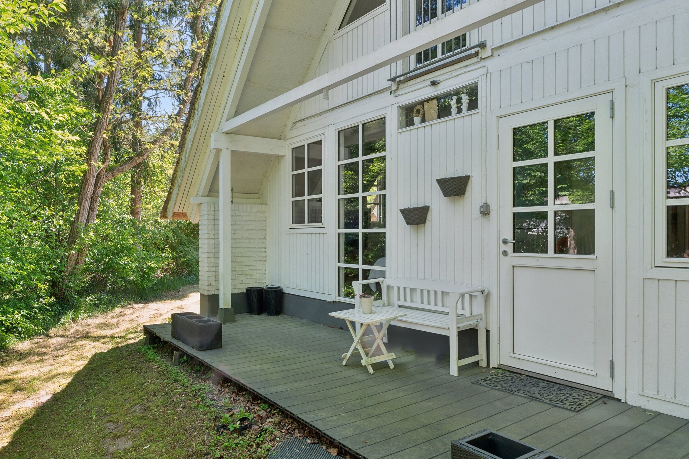 Fremhævet set fra haven billede i fuldskærmstilstand. Billede af Fyrrevangen 8, Asserbo, 3300 Frederiksværk