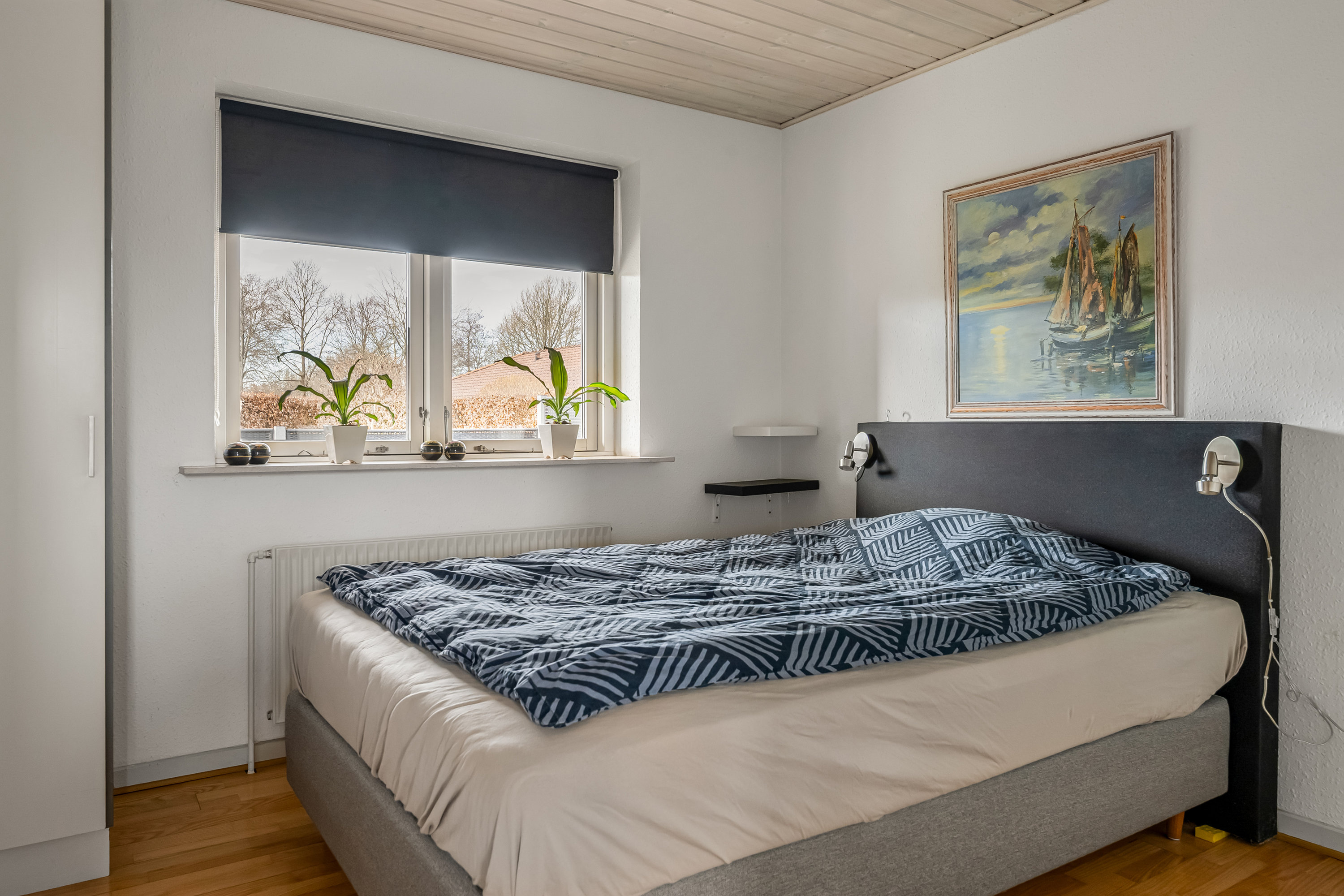 Fremhævet soveværelse billede i fuldskærmstilstand. Billede af Rønne Alle 316, 7451 Sunds