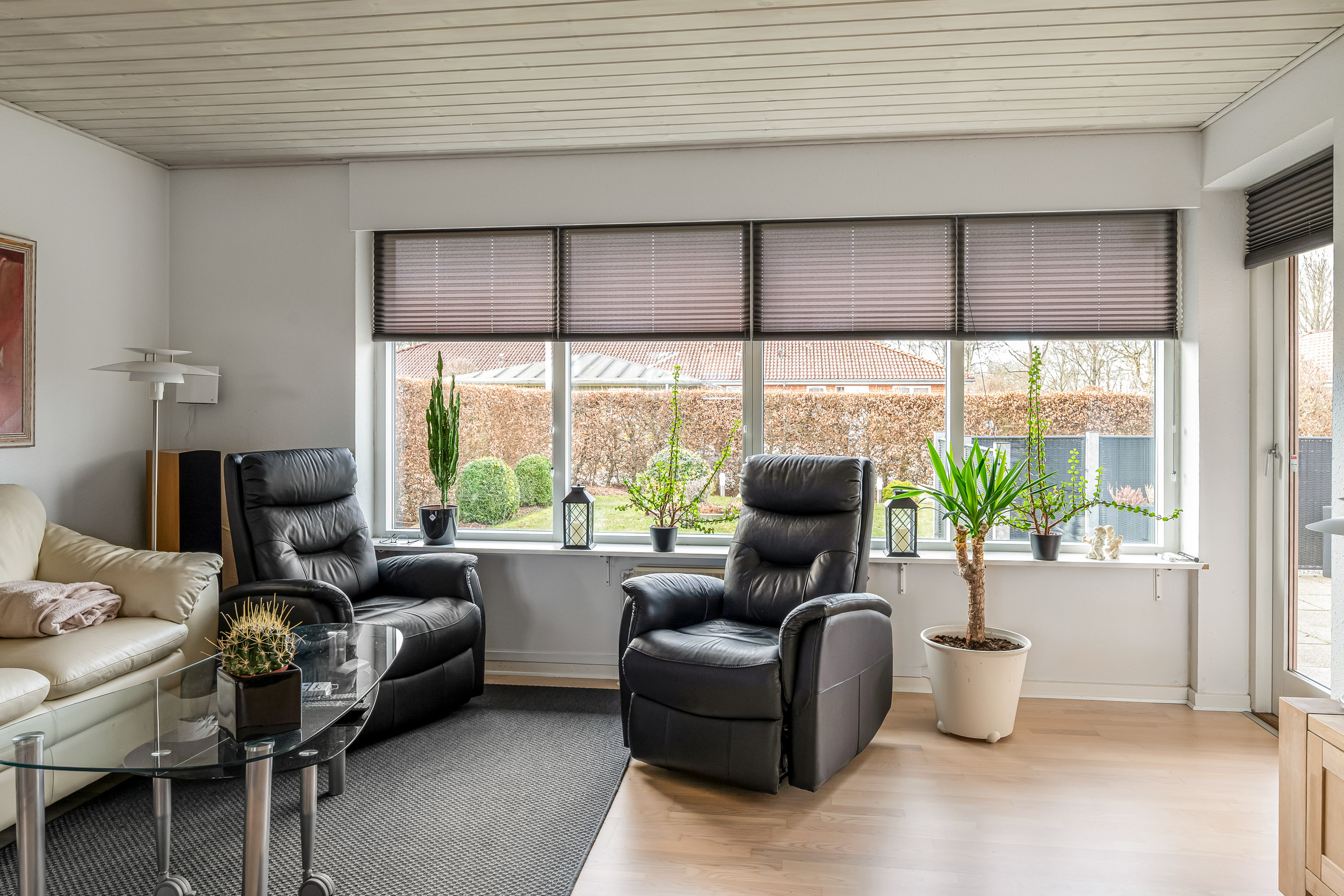 Fremhævet stue billede i fuldskærmstilstand. Billede af Rønne Alle 316, 7451 Sunds