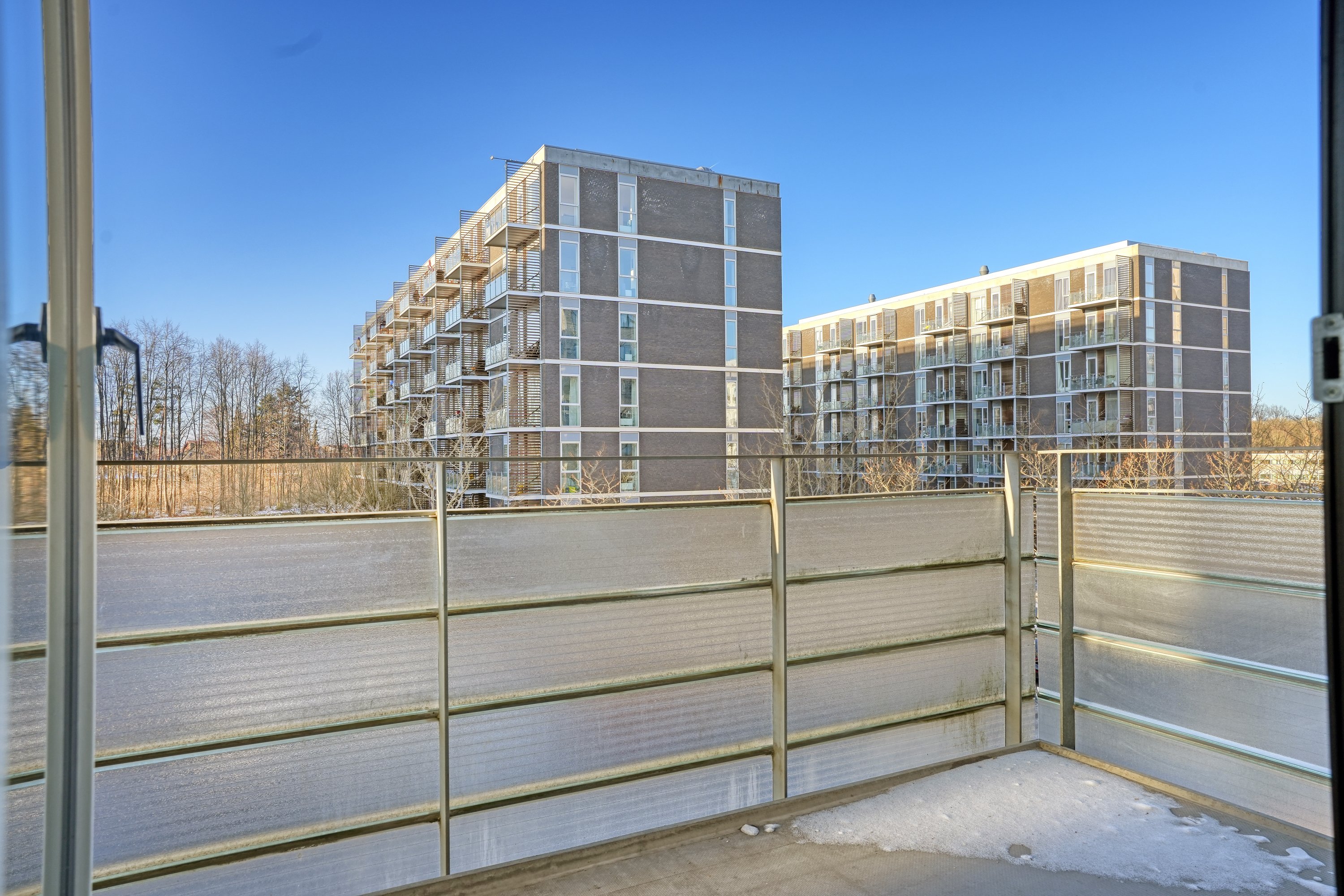 Fremhævet altan billede i fuldskærmstilstand. Billede af Gyngemose Parkvej 12, 2. th., 2860 Søborg