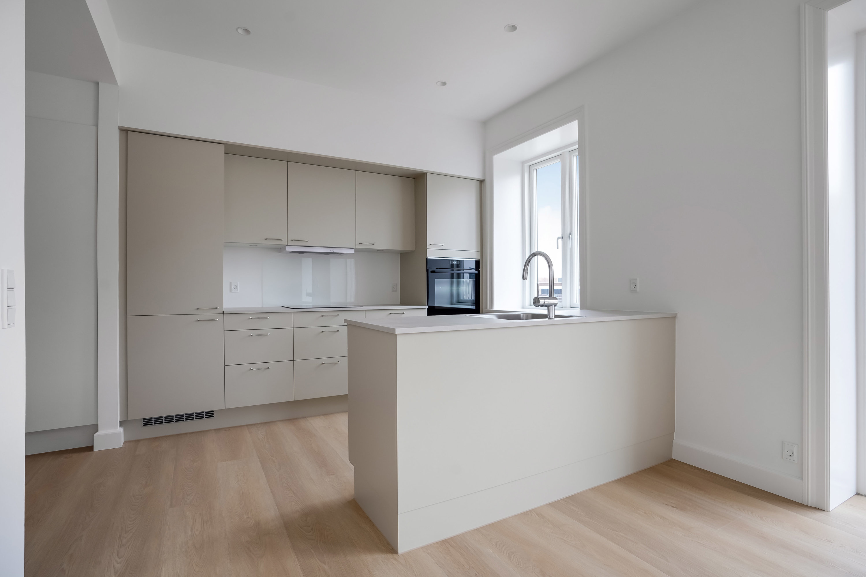 Fremhævet  billede i fuldskærmstilstand. Billede af Christmas Møllers Vej 13, 1. 3., Bolbro, 5200 Odense V