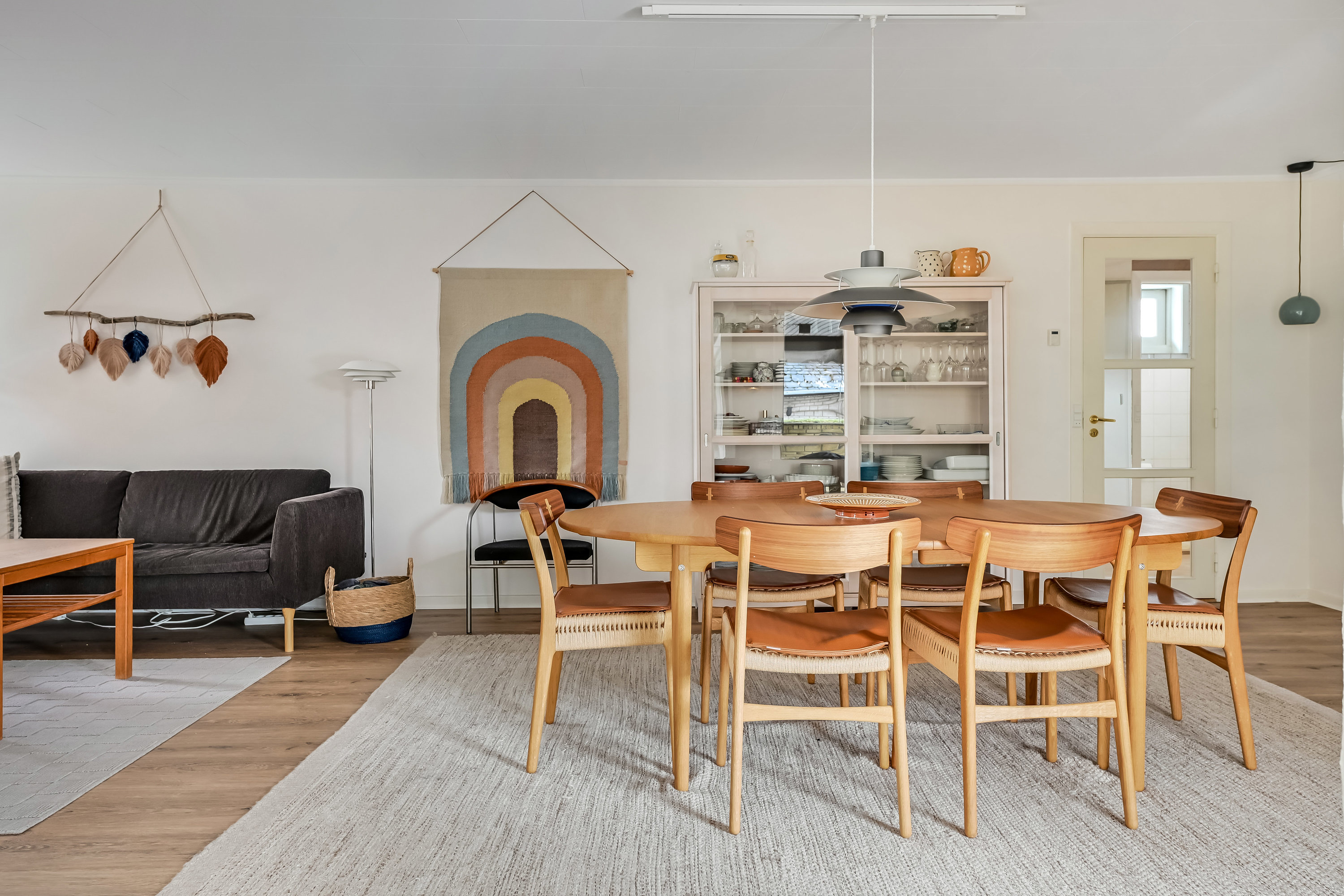 Fremhævet stue billede i fuldskærmstilstand. Billede af Snerlevej 4, 6710 Esbjerg V