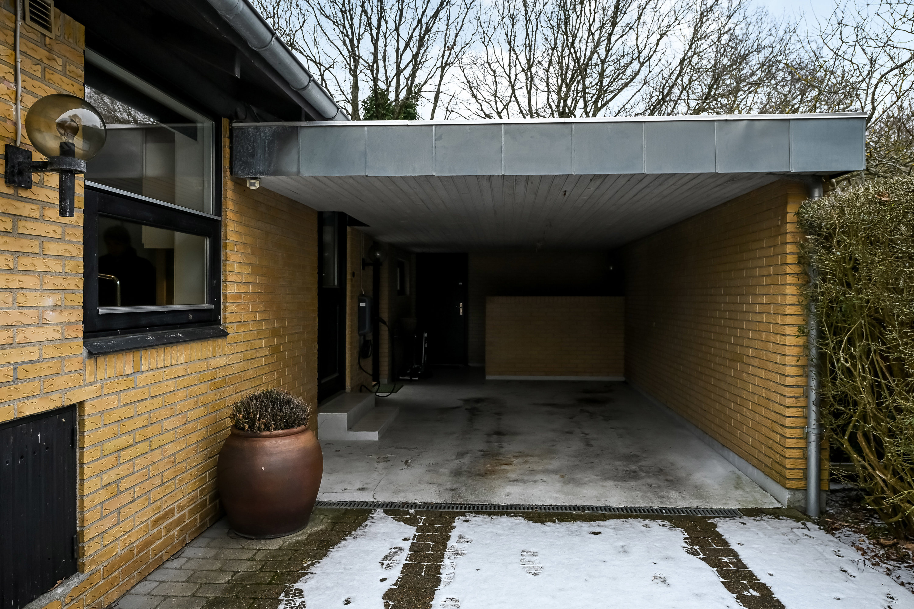 Fremhævet ejendommen billede i fuldskærmstilstand. Billede af Snerlevej 4, 6710 Esbjerg V