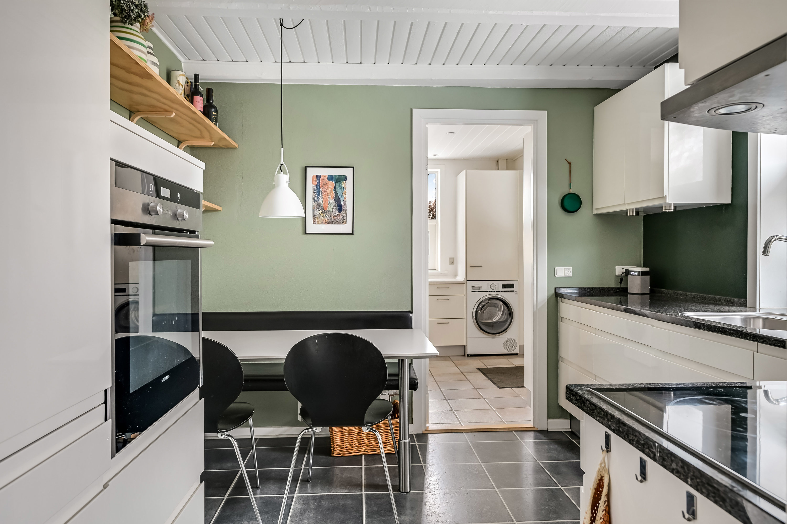 Fremhævet køkken billede i fuldskærmstilstand. Billede af Snerlevej 4, 6710 Esbjerg V