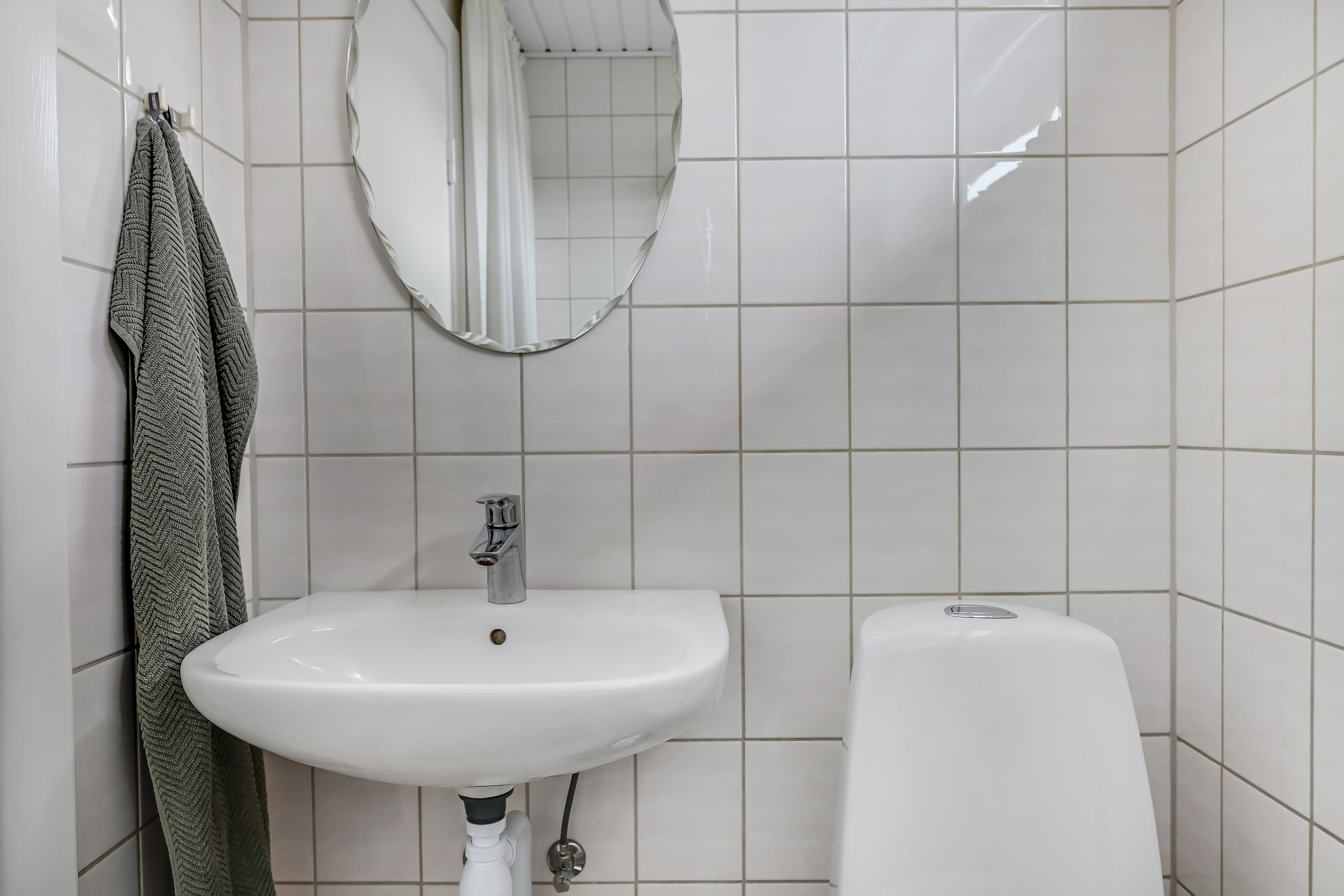 Fremhævet toilet billede i fuldskærmstilstand. Billede af Snerlevej 4, 6710 Esbjerg V