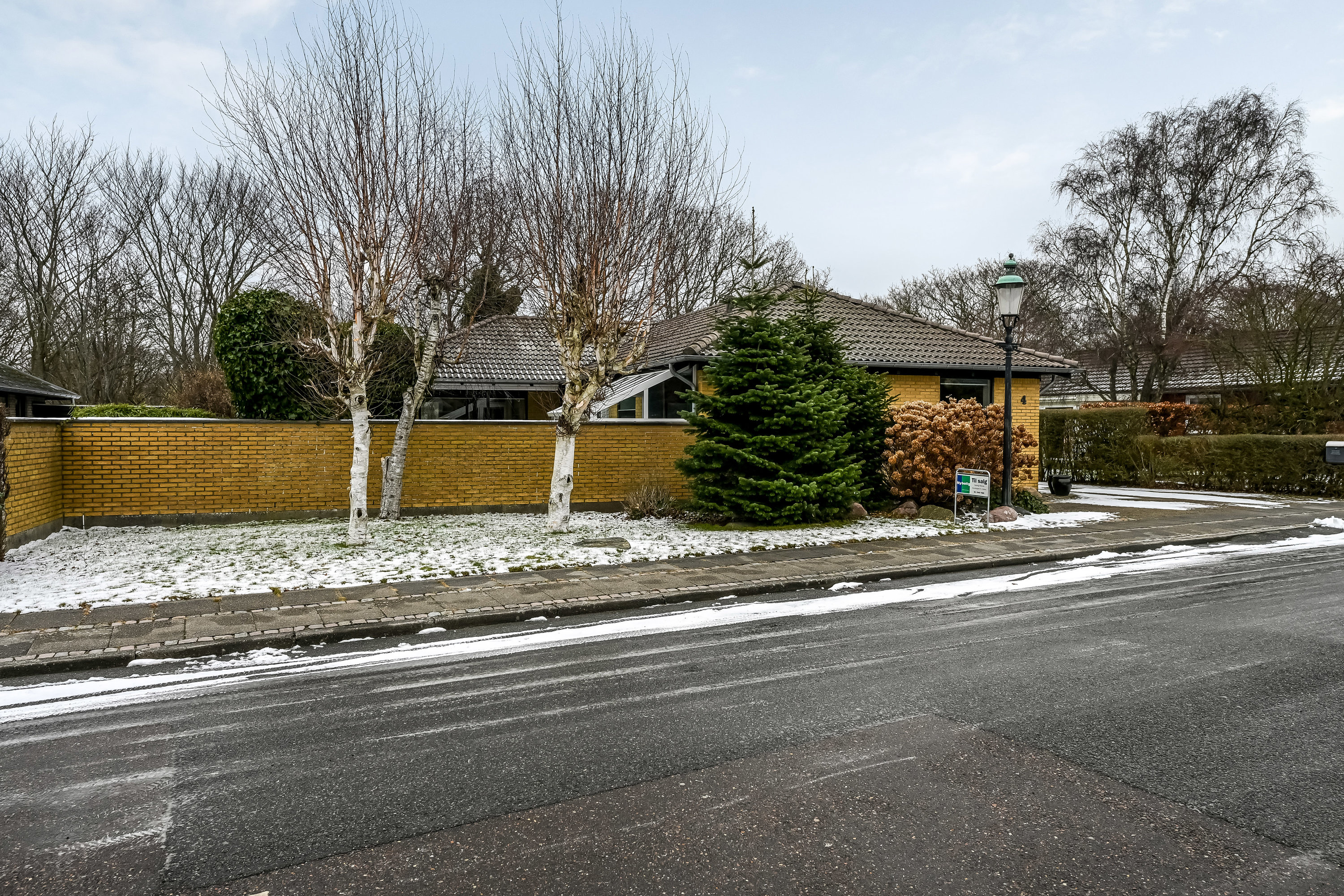 Fremhævet have billede i fuldskærmstilstand. Billede af Snerlevej 4, 6710 Esbjerg V