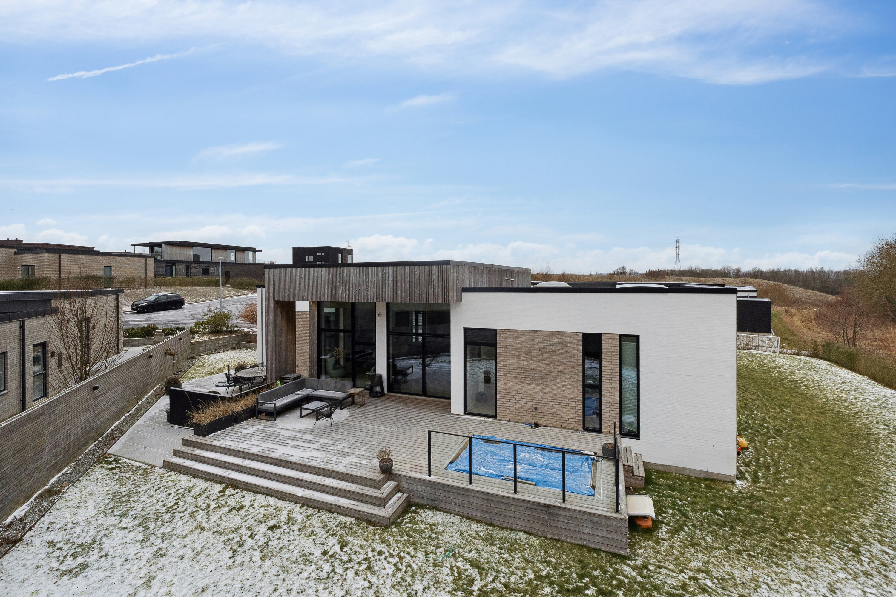 Fremhævet ejendommen billede i fuldskærmstilstand. Billede af Onsholtgårdsvej 104, 8260 Viby J