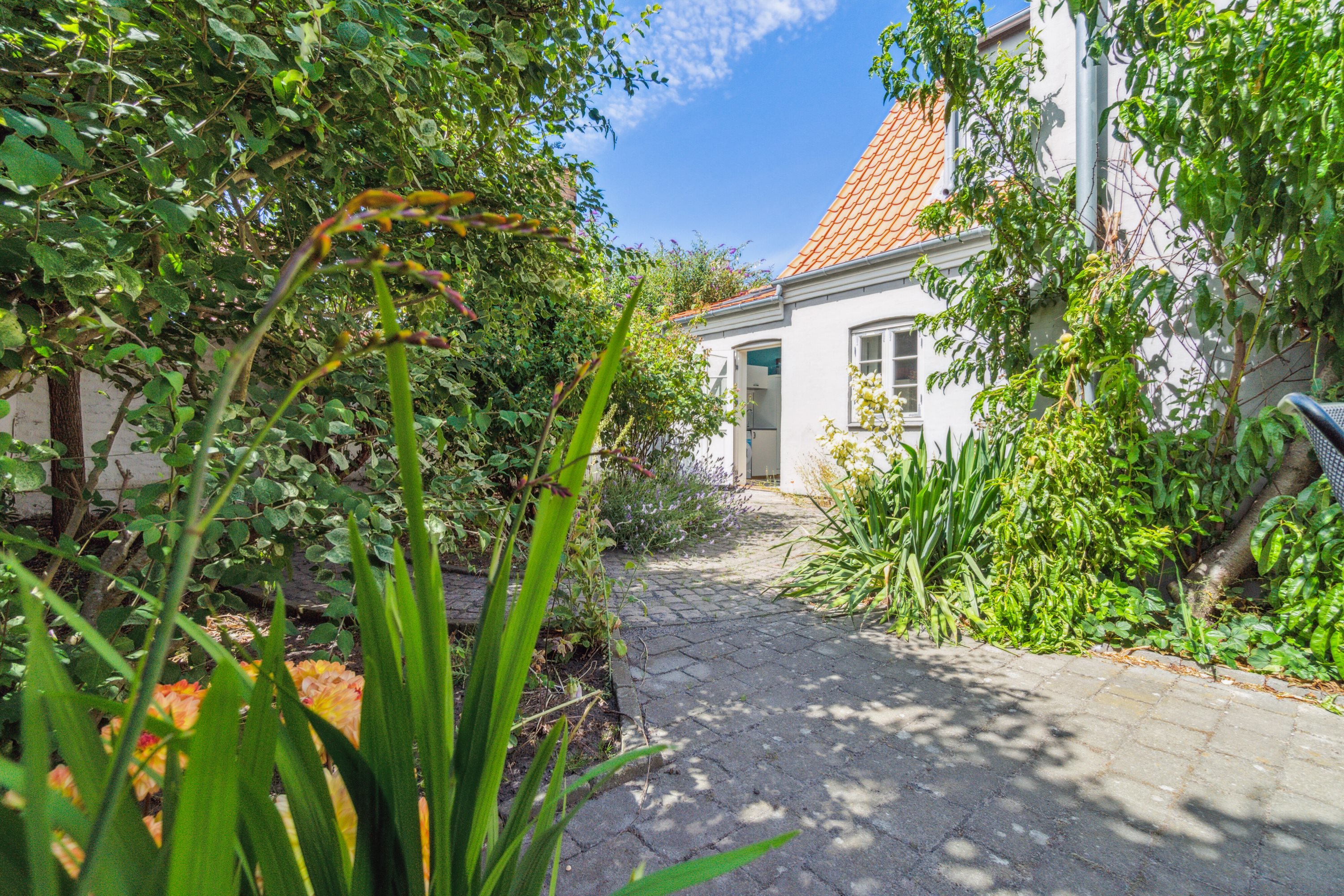 Fremhævet  billede i fuldskærmstilstand. Billede af Kirkestræde 12, 3700 Rønne