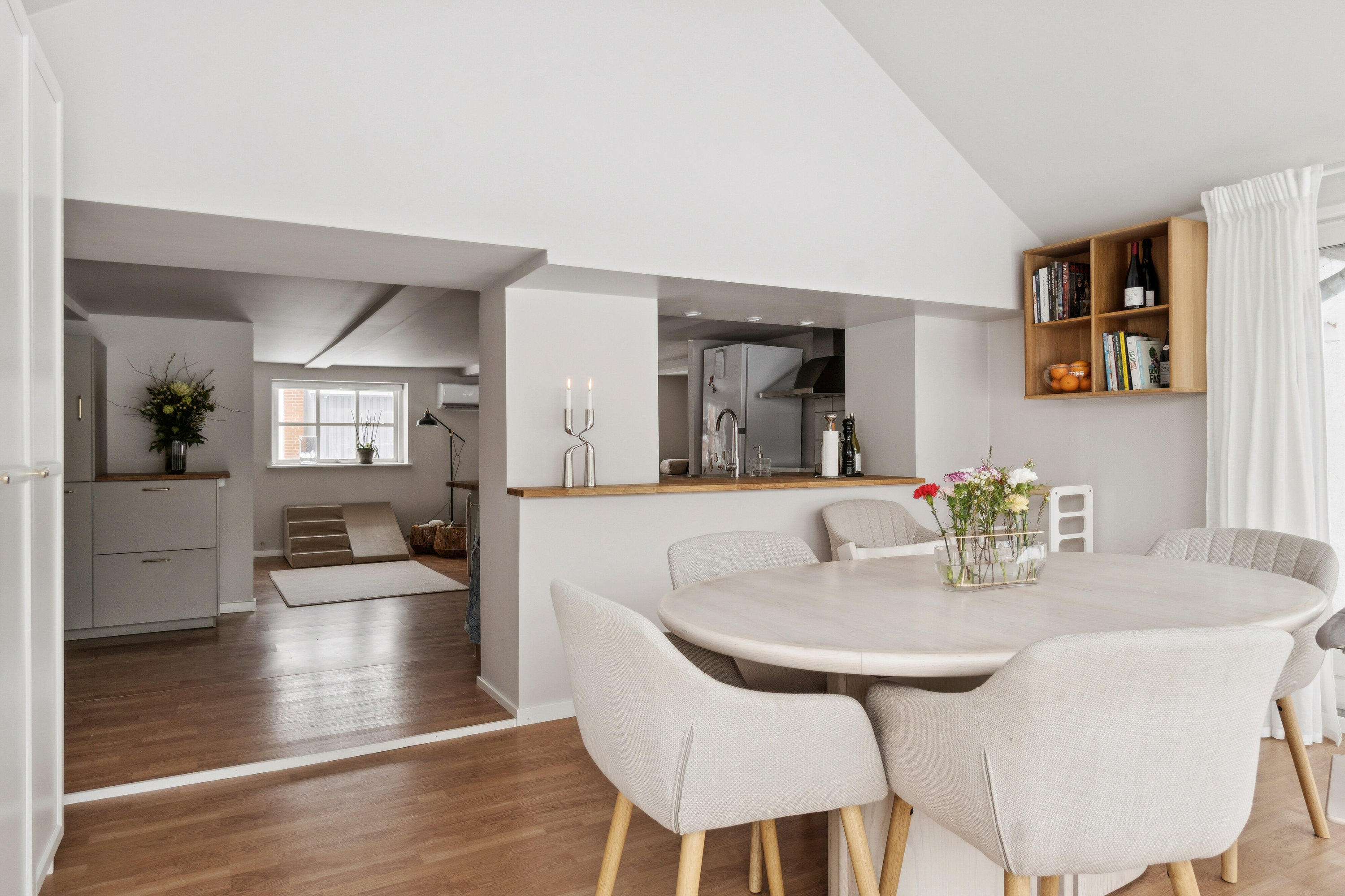 Fremhævet spisestue billede i fuldskærmstilstand. Billede af Trekanten 20, 4200 Slagelse