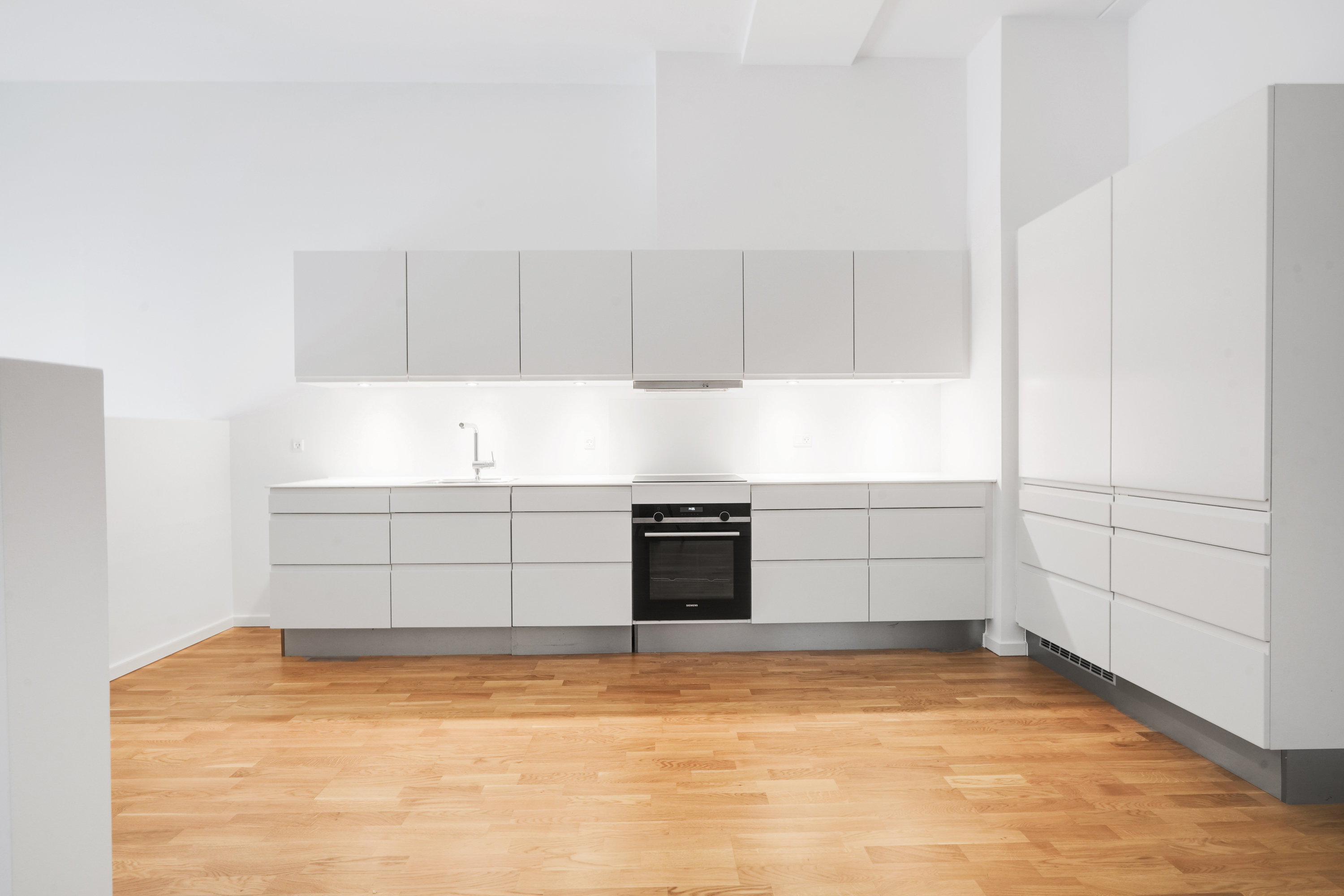 Fremhævet andet billede i fuldskærmstilstand. Billede af Robert Jacobsens Vej 40A, st.. mf., 2300 København S