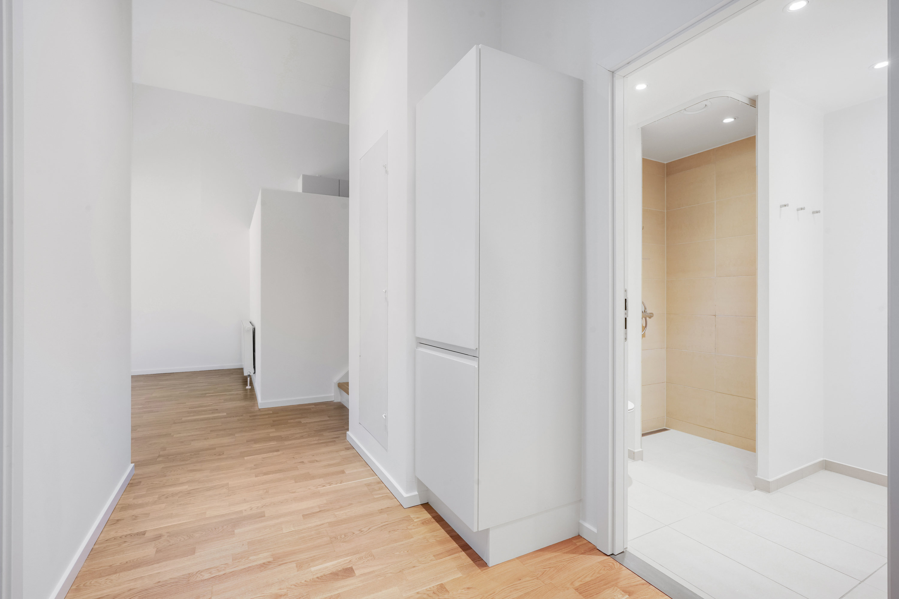 Fremhævet andet billede i fuldskærmstilstand. Billede af Robert Jacobsens Vej 40A, st.. mf., 2300 København S