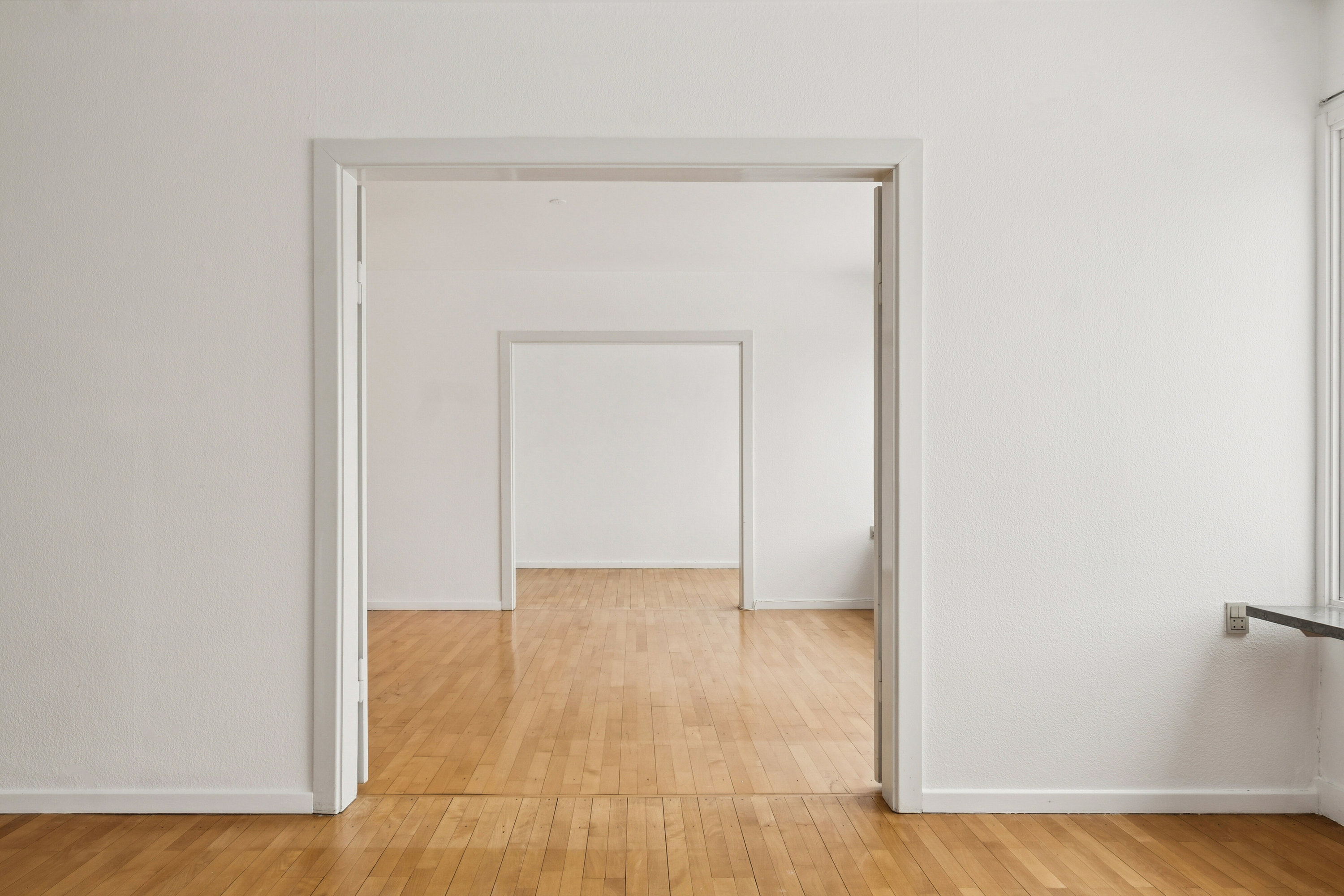 Fremhævet gang billede i fuldskærmstilstand. Billede af Askevænget 21, 3. tv., 2830 Virum