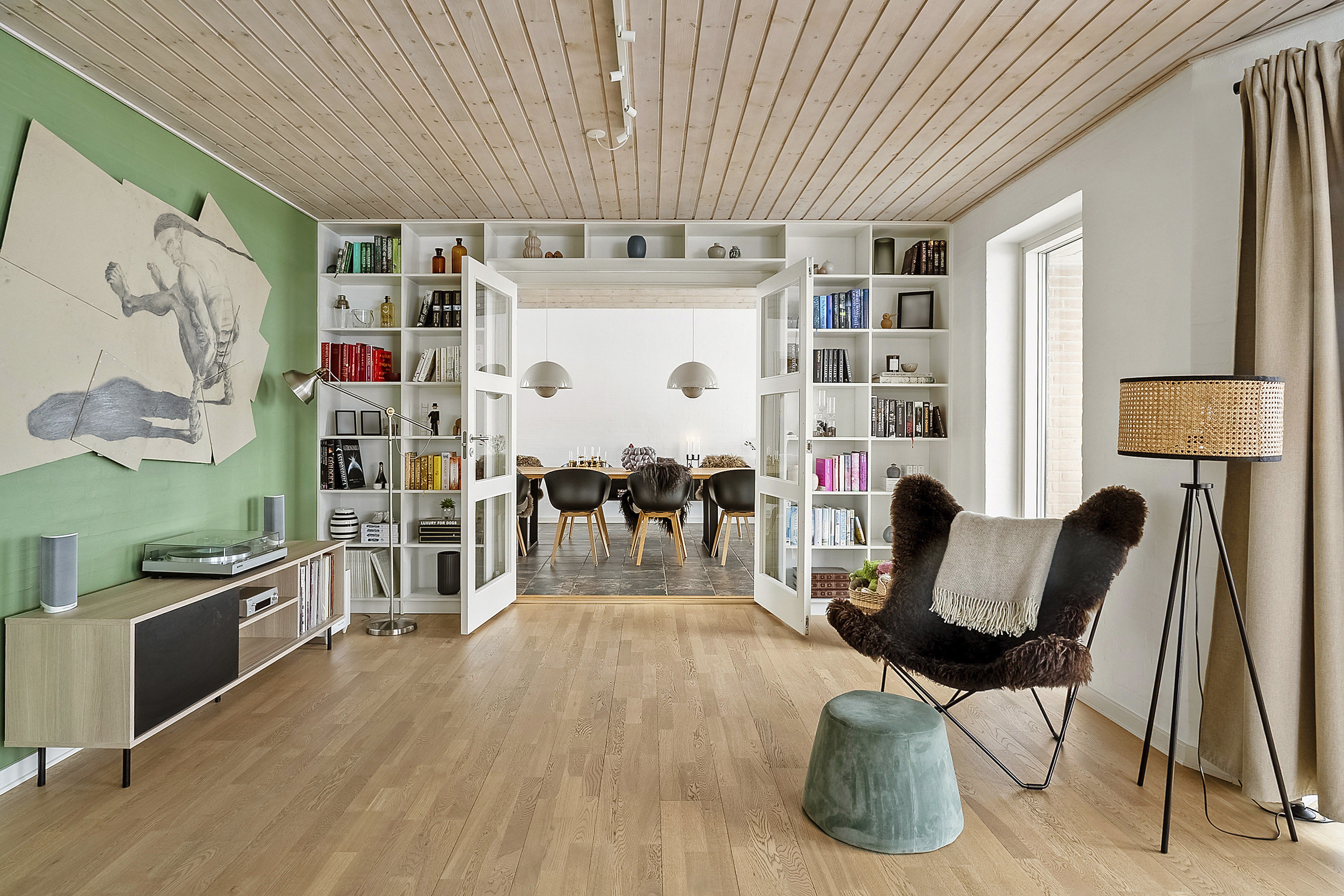 Fremhævet stue billede i fuldskærmstilstand. Billede af Røde Mølle Banke 14, Søvind, 8700 Horsens