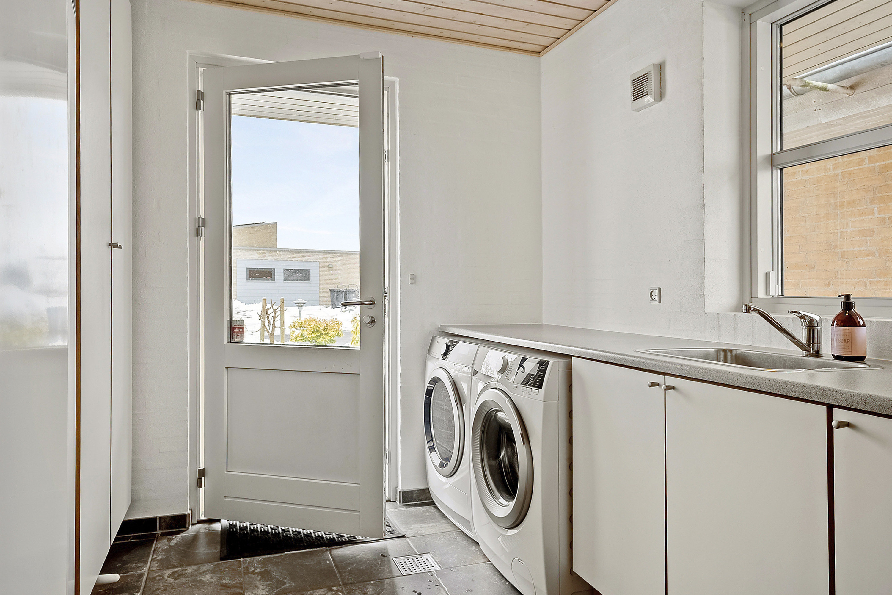 Fremhævet værelse billede i fuldskærmstilstand. Billede af Røde Mølle Banke 14, Søvind, 8700 Horsens