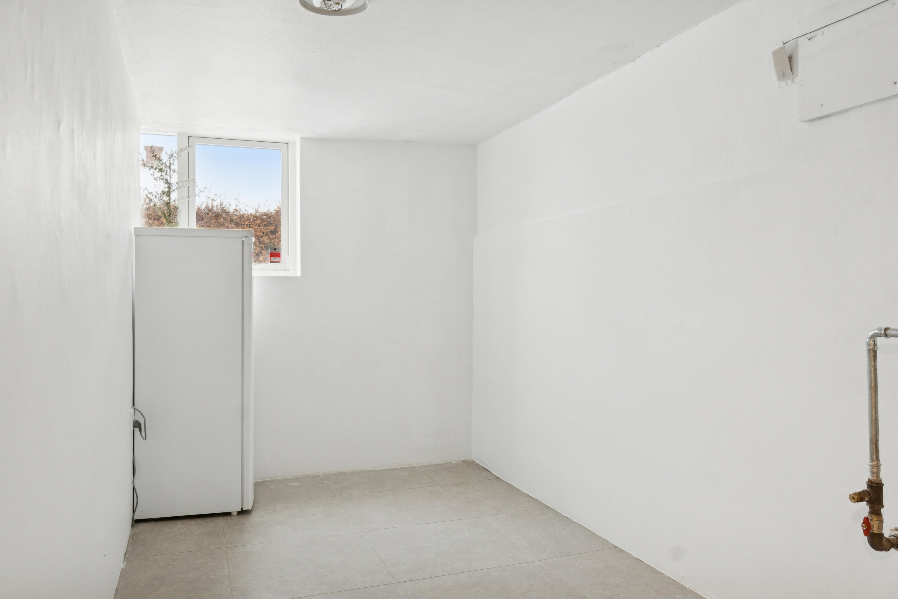 Fremhævet indendørs billede i fuldskærmstilstand. Billede af Møllegårdsvej 2, 4700 Næstved