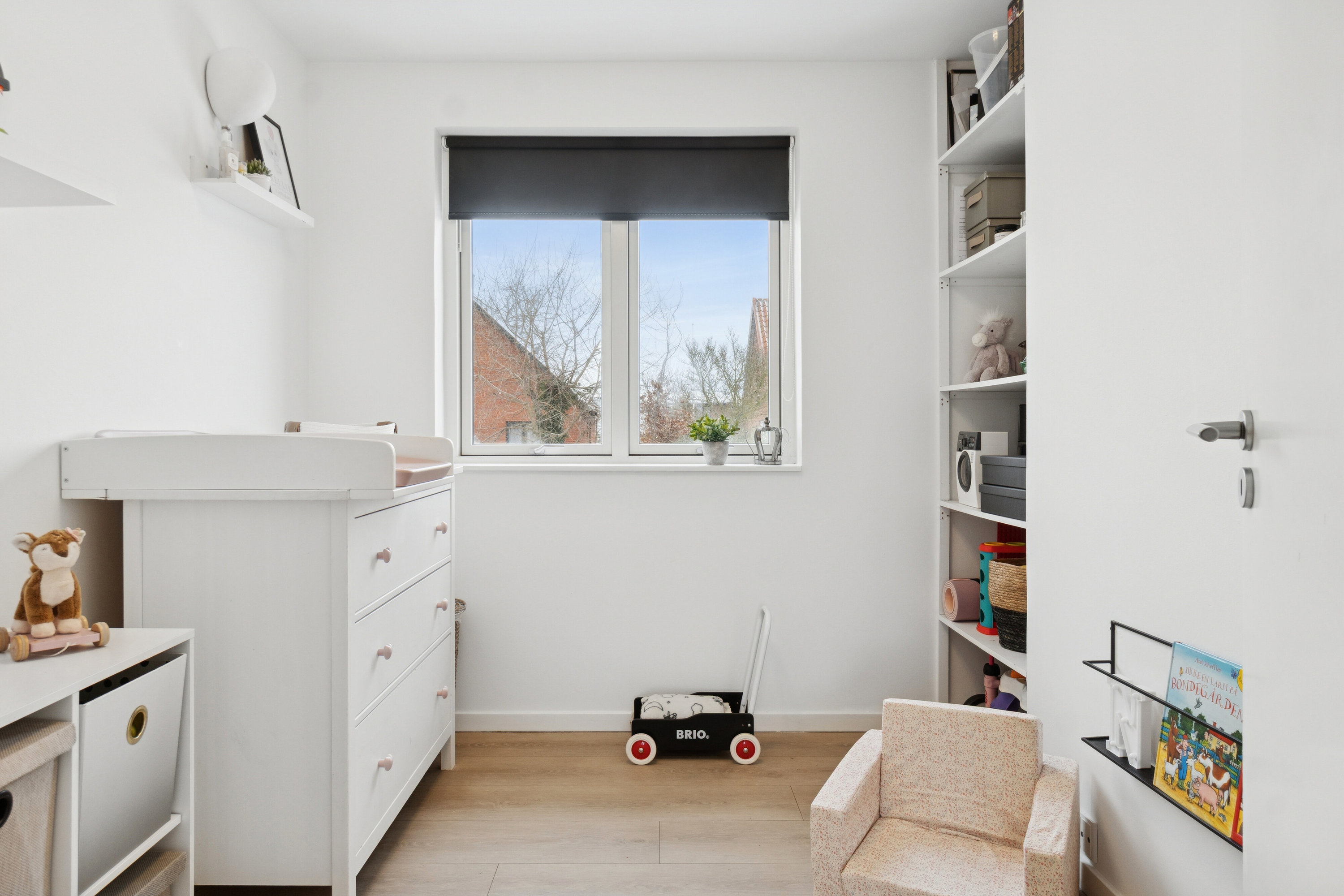 Fremhævet indendørs billede i fuldskærmstilstand. Billede af Møllegårdsvej 2, 4700 Næstved