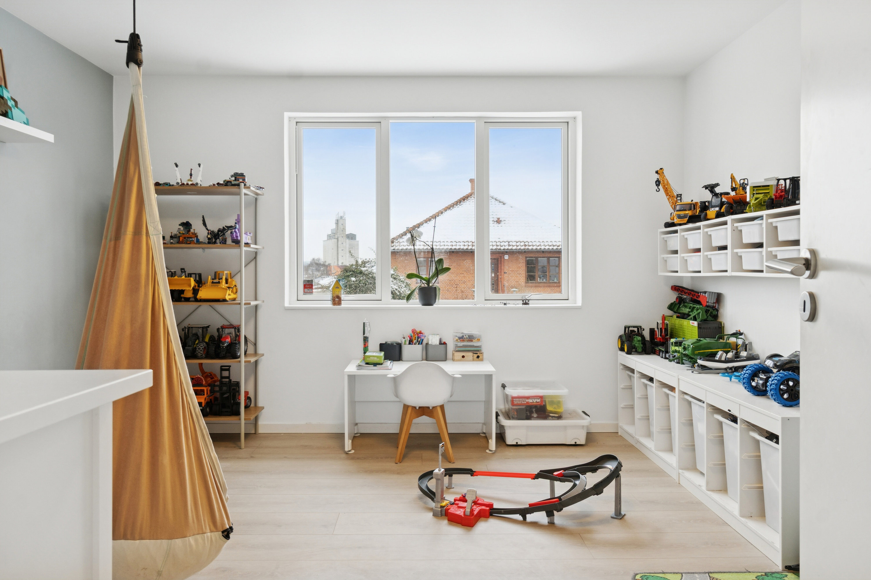 Fremhævet indendørs billede i fuldskærmstilstand. Billede af Møllegårdsvej 2, 4700 Næstved