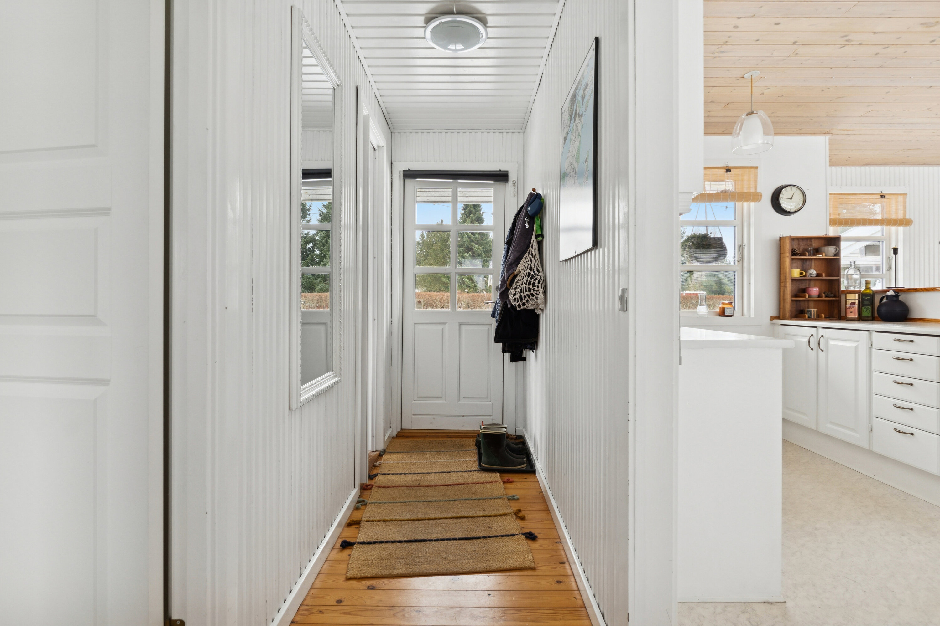 Fremhævet gang billede i fuldskærmstilstand. Billede af Hybenrosevej 2, Tåsinge, 5700 Svendborg