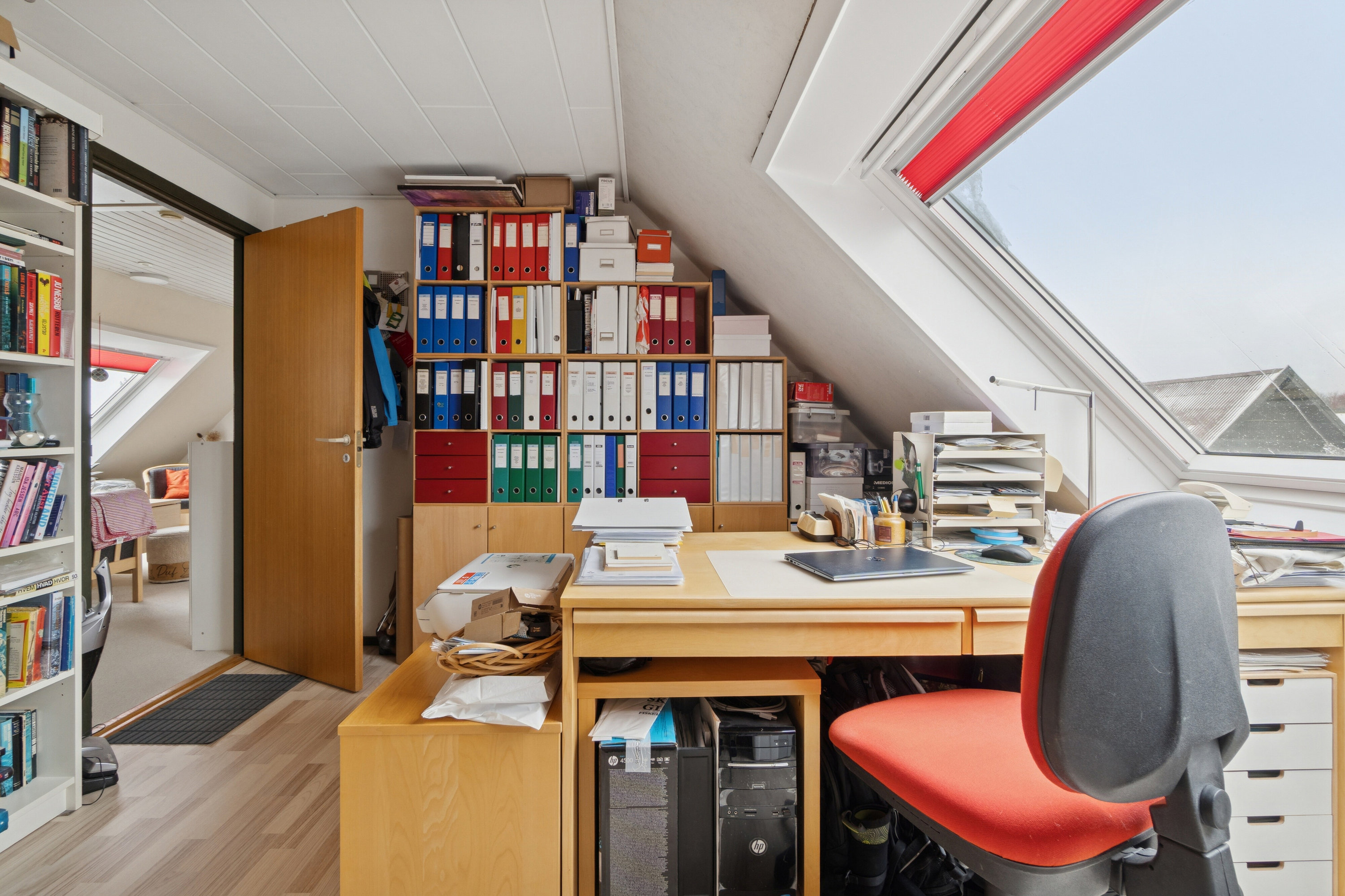 Fremhævet arbejdsværelse billede i fuldskærmstilstand. Billede af Enghøjparken 42, 2650 Hvidovre