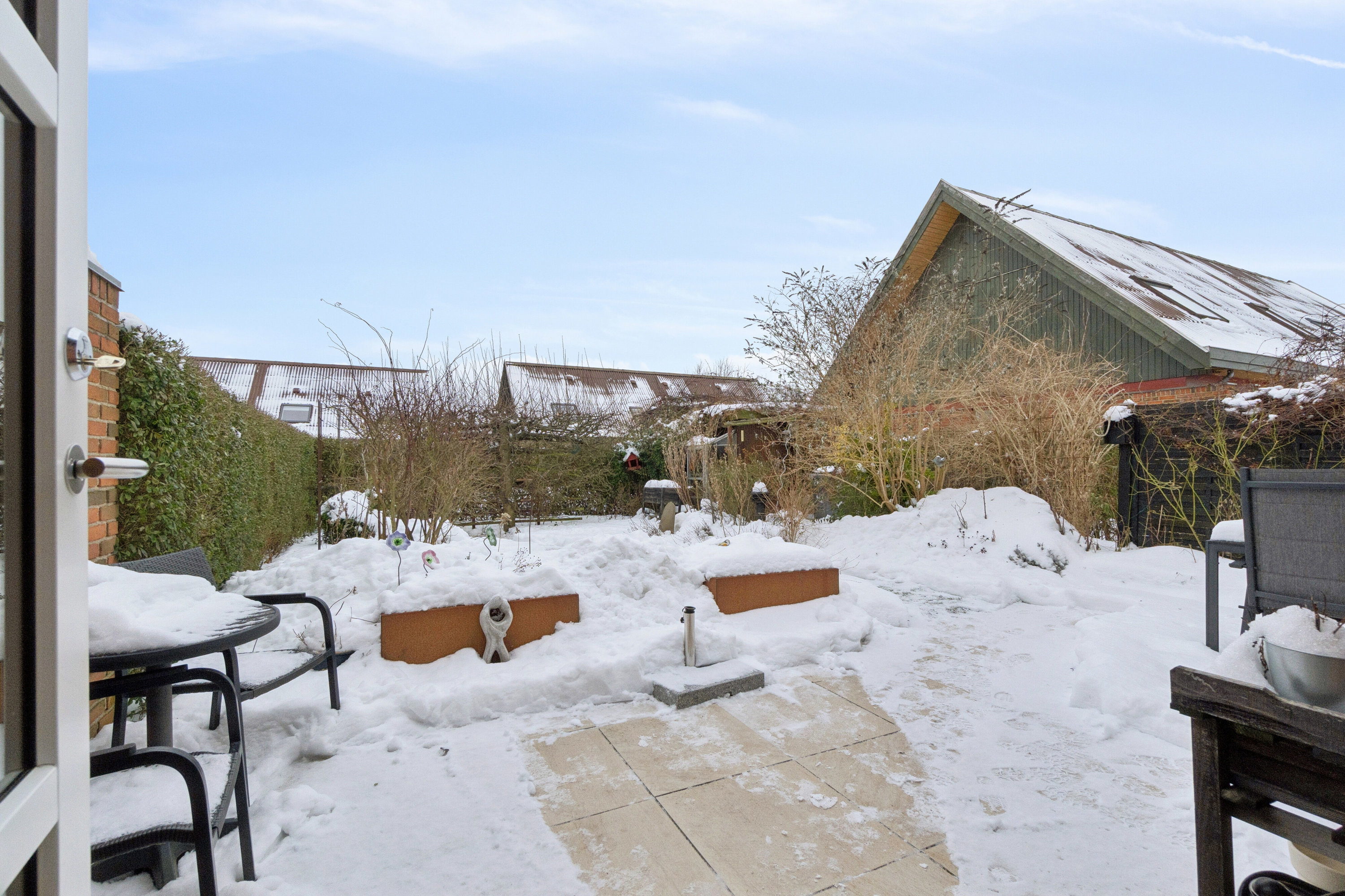 Fremhævet udendørs billede i fuldskærmstilstand. Billede af Enghøjparken 42, 2650 Hvidovre