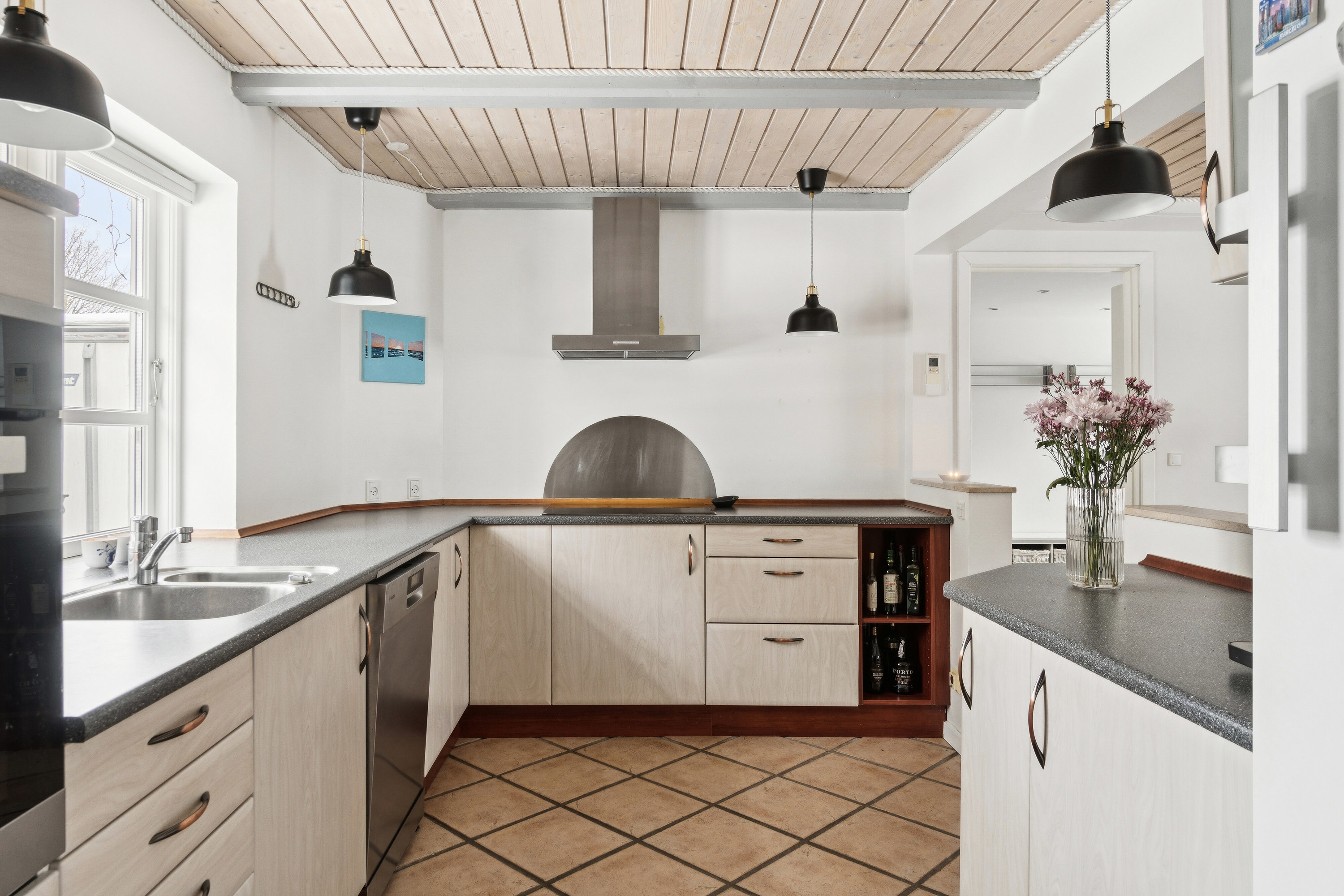 Fremhævet køkken billede i fuldskærmstilstand. Billede af Rugtvedvej 31, Forsinge, 4490 Jerslev Sjælland