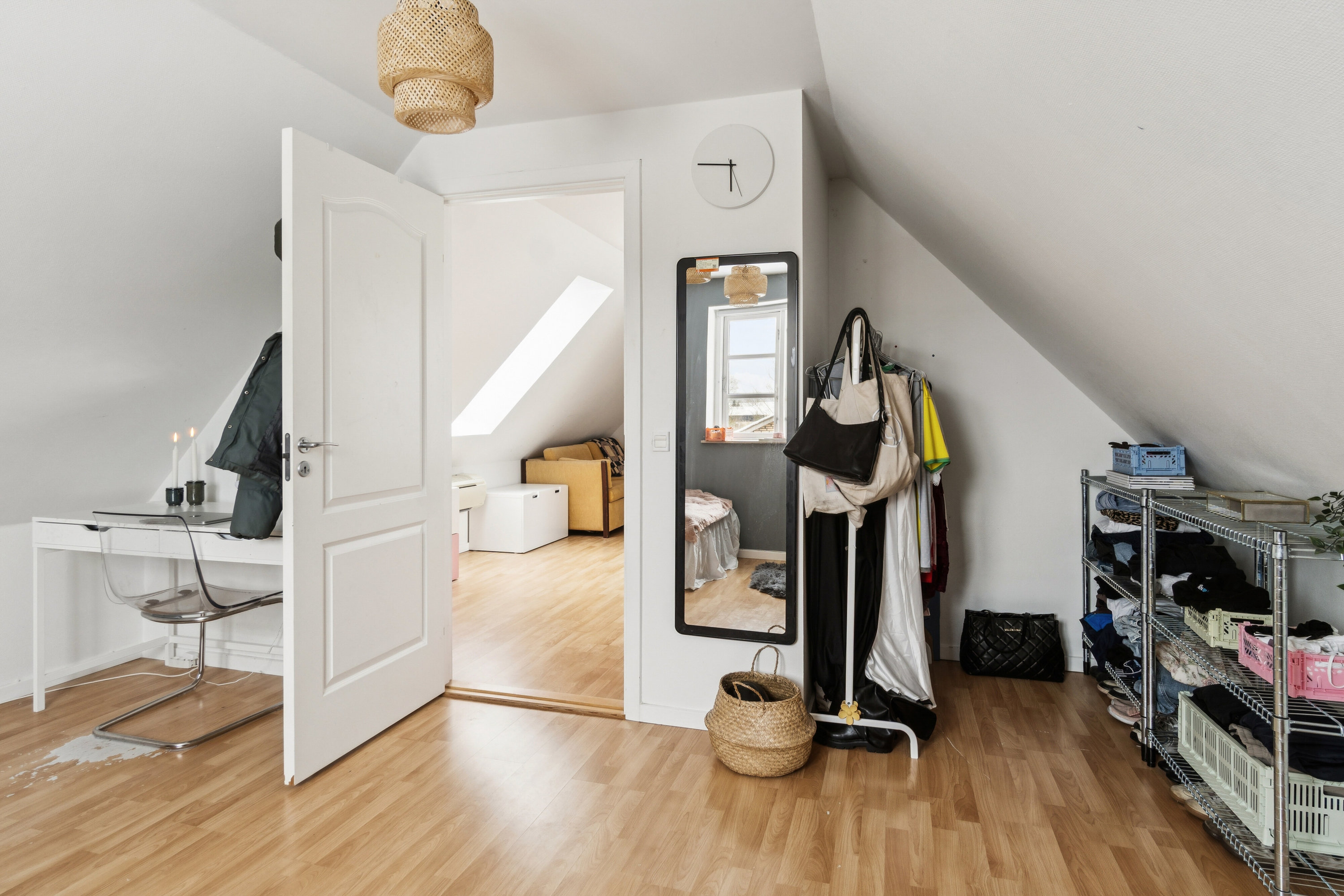 Fremhævet kontor billede i fuldskærmstilstand. Billede af Rugtvedvej 31, Forsinge, 4490 Jerslev Sjælland