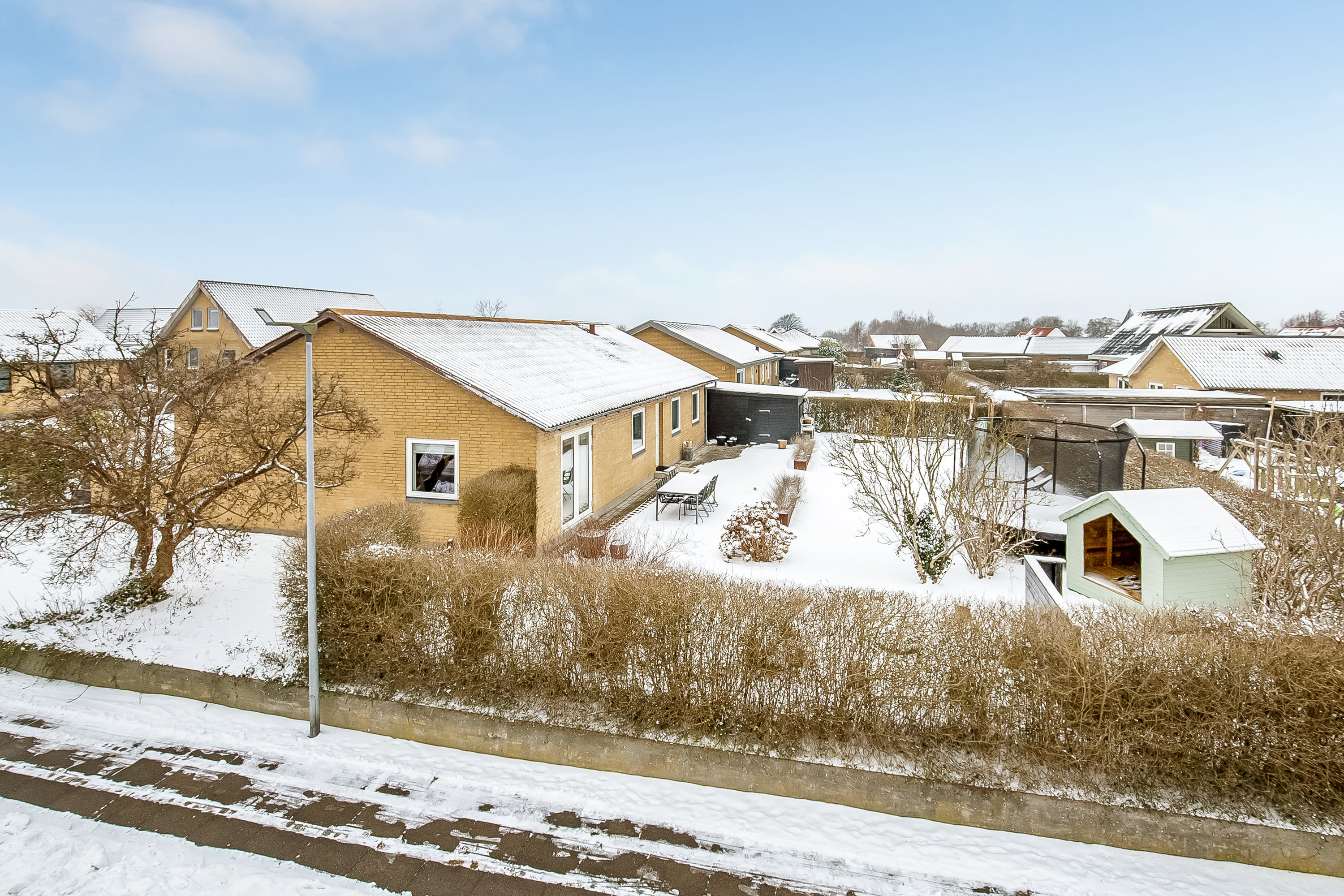 Fremhævet mastefoto billede i fuldskærmstilstand. Billede af El-Vej 4, Seest, 6000 Kolding