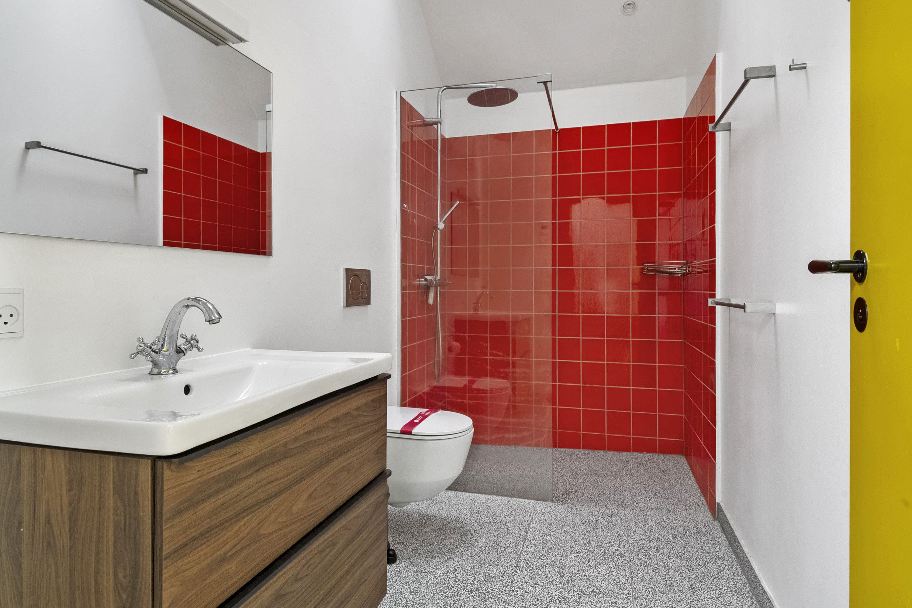 Fremhævet badeværelse billede i fuldskærmstilstand. Billede af P.Baatrupsvej 46, Kysing Næs, 8300 Odder