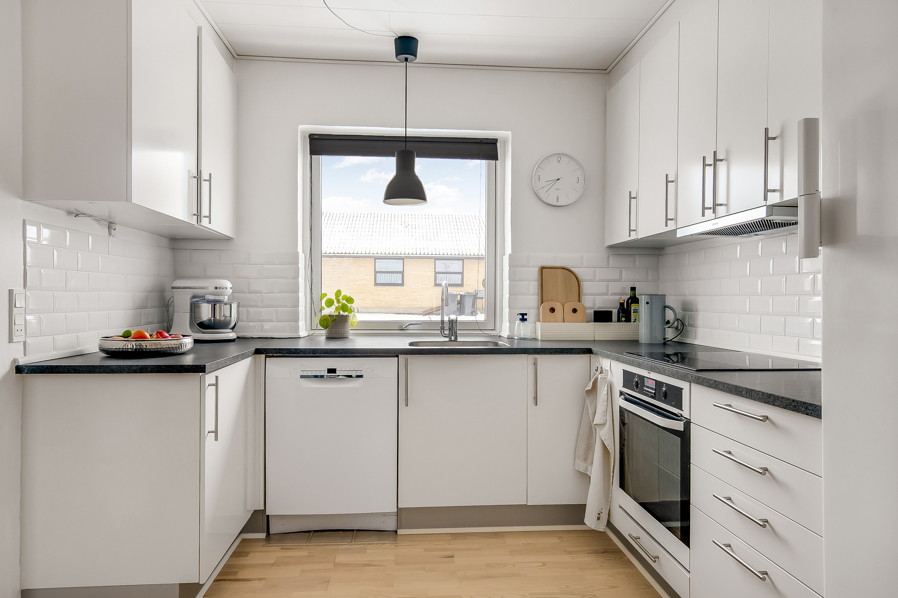 Fremhævet køkken billede i fuldskærmstilstand. Billede af El-Vej 4, Seest, 6000 Kolding