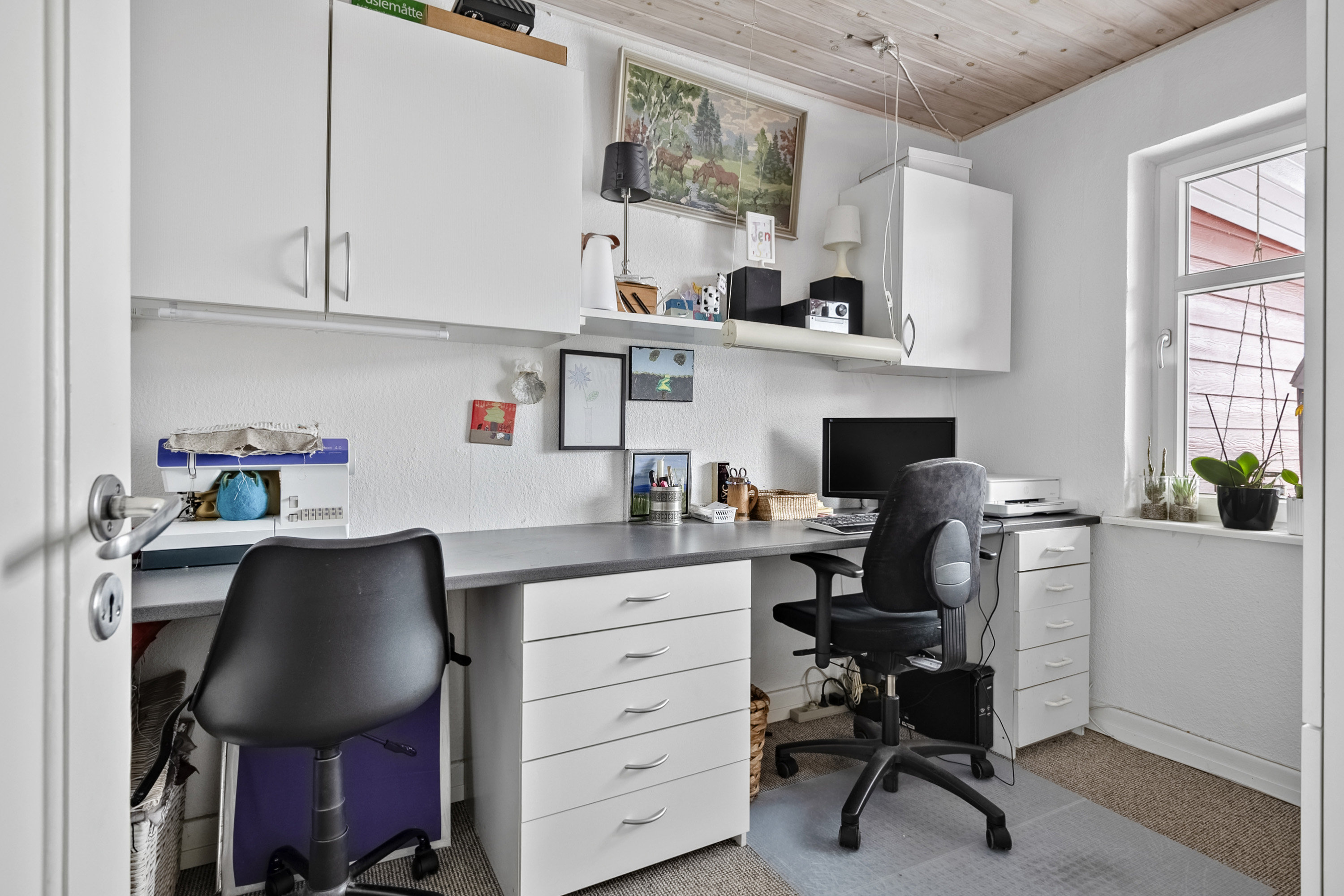 Fremhævet kontor billede i fuldskærmstilstand. Billede af Torupvej 8, 8350 Hundslund