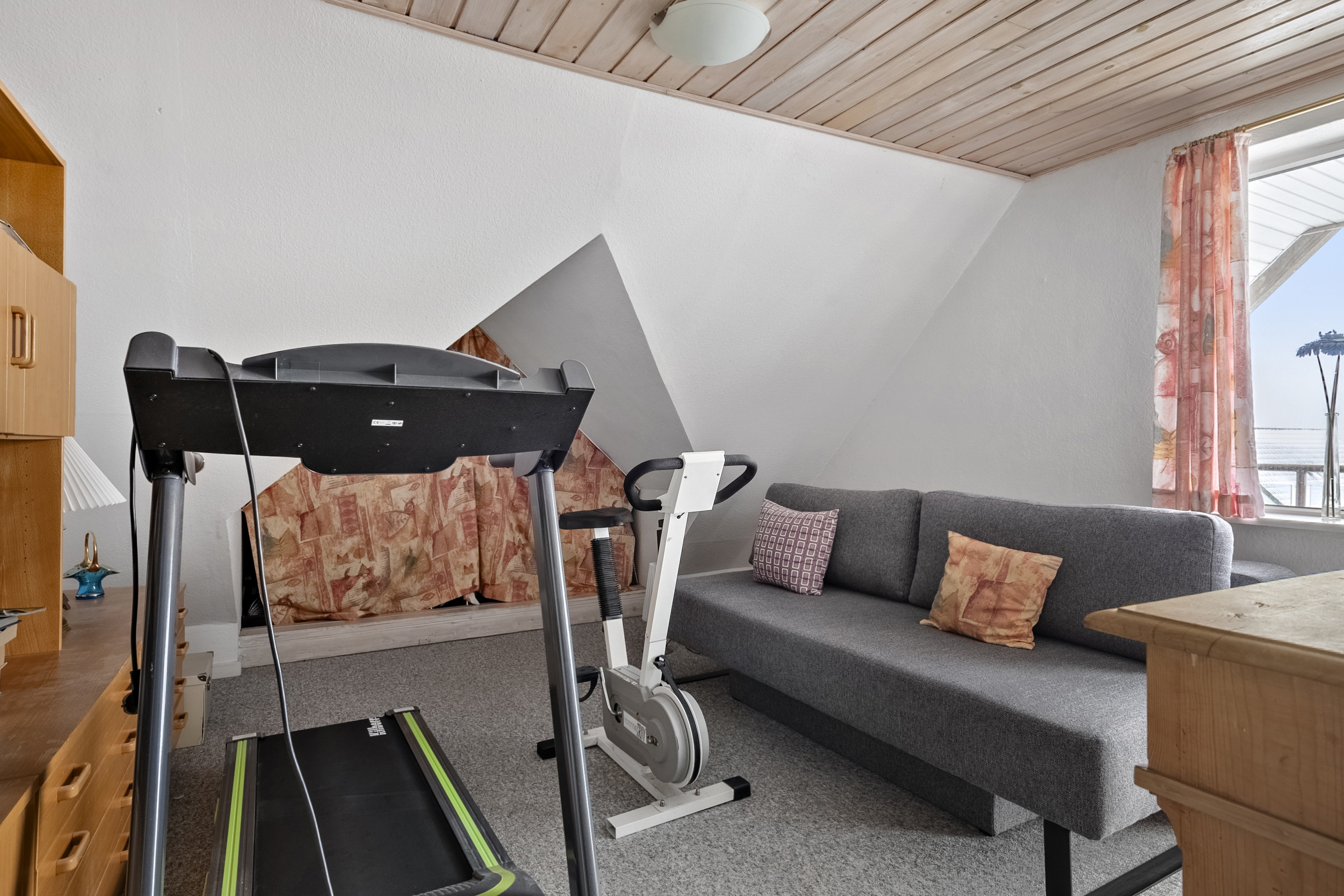 Fremhævet stue billede i fuldskærmstilstand. Billede af Torupvej 8, 8350 Hundslund