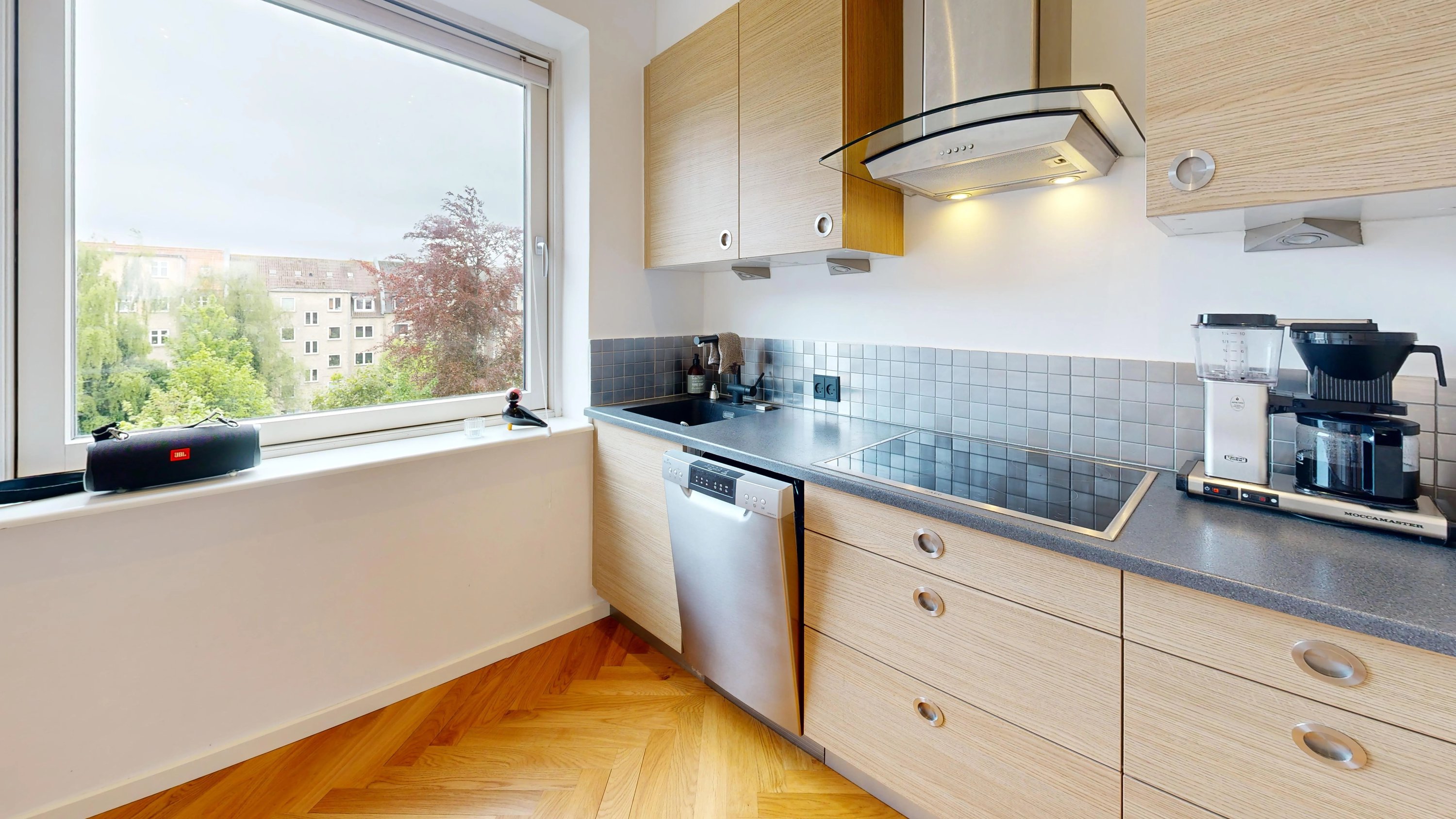 Fremhævet køkken billede i fuldskærmstilstand. Billede af Peder Skrams Gade 35, 3. tv., 9000 Aalborg