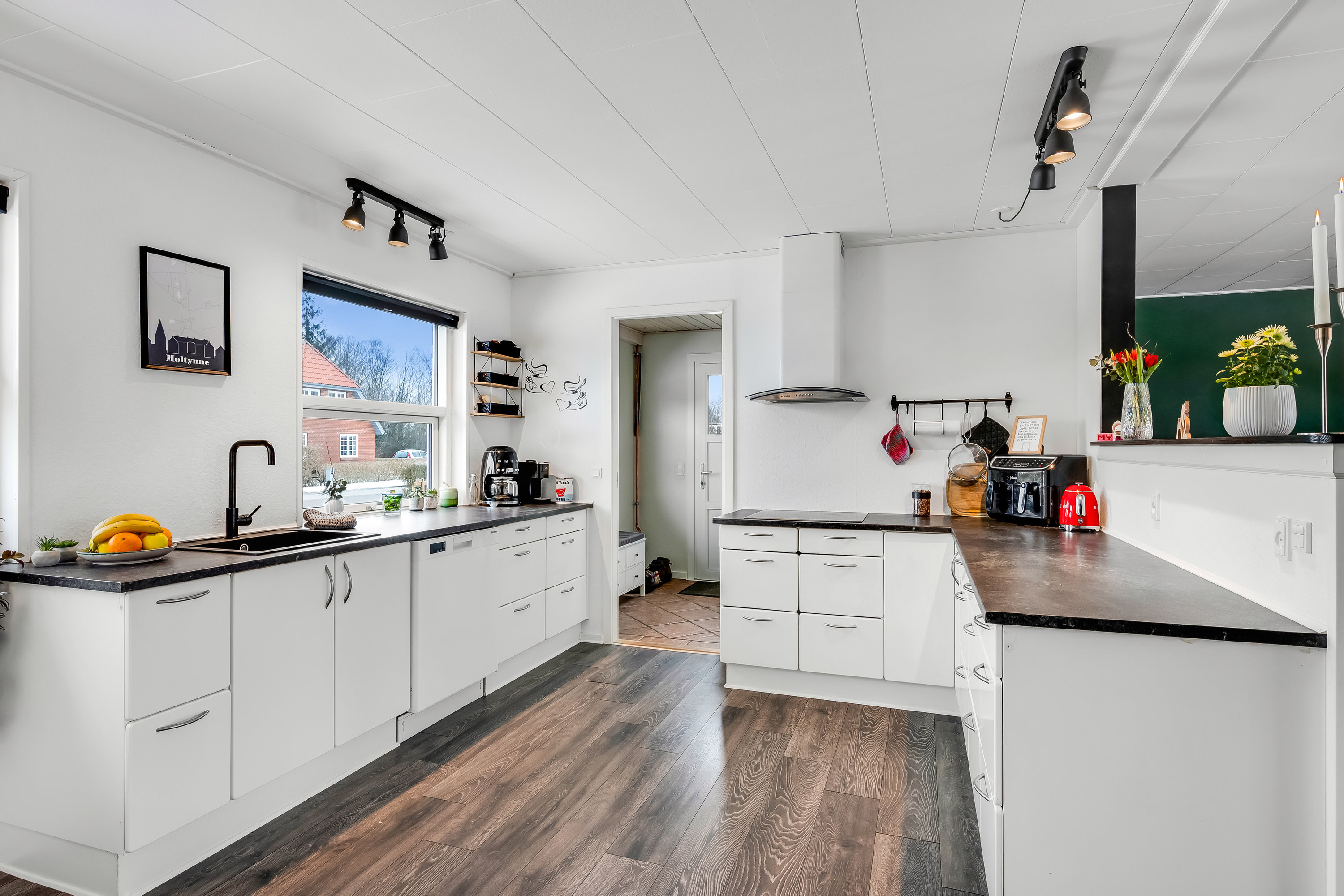 Fremhævet køkken billede i fuldskærmstilstand. Billede af Nørrefoldvej 22, Møgeltønder, 6270 Tønder