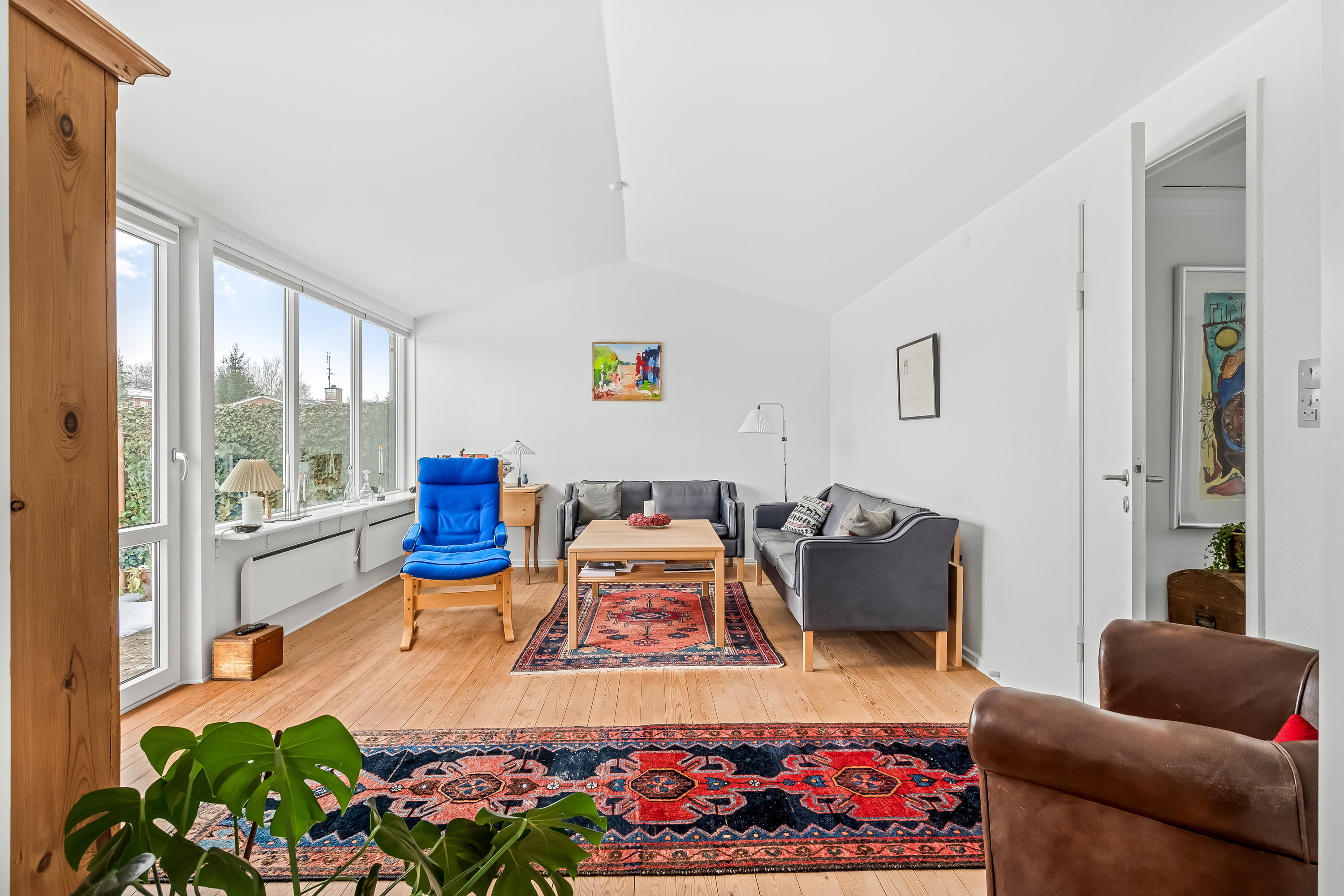 Fremhævet stue billede i fuldskærmstilstand. Billede af Lindevej 3, 6270 Tønder