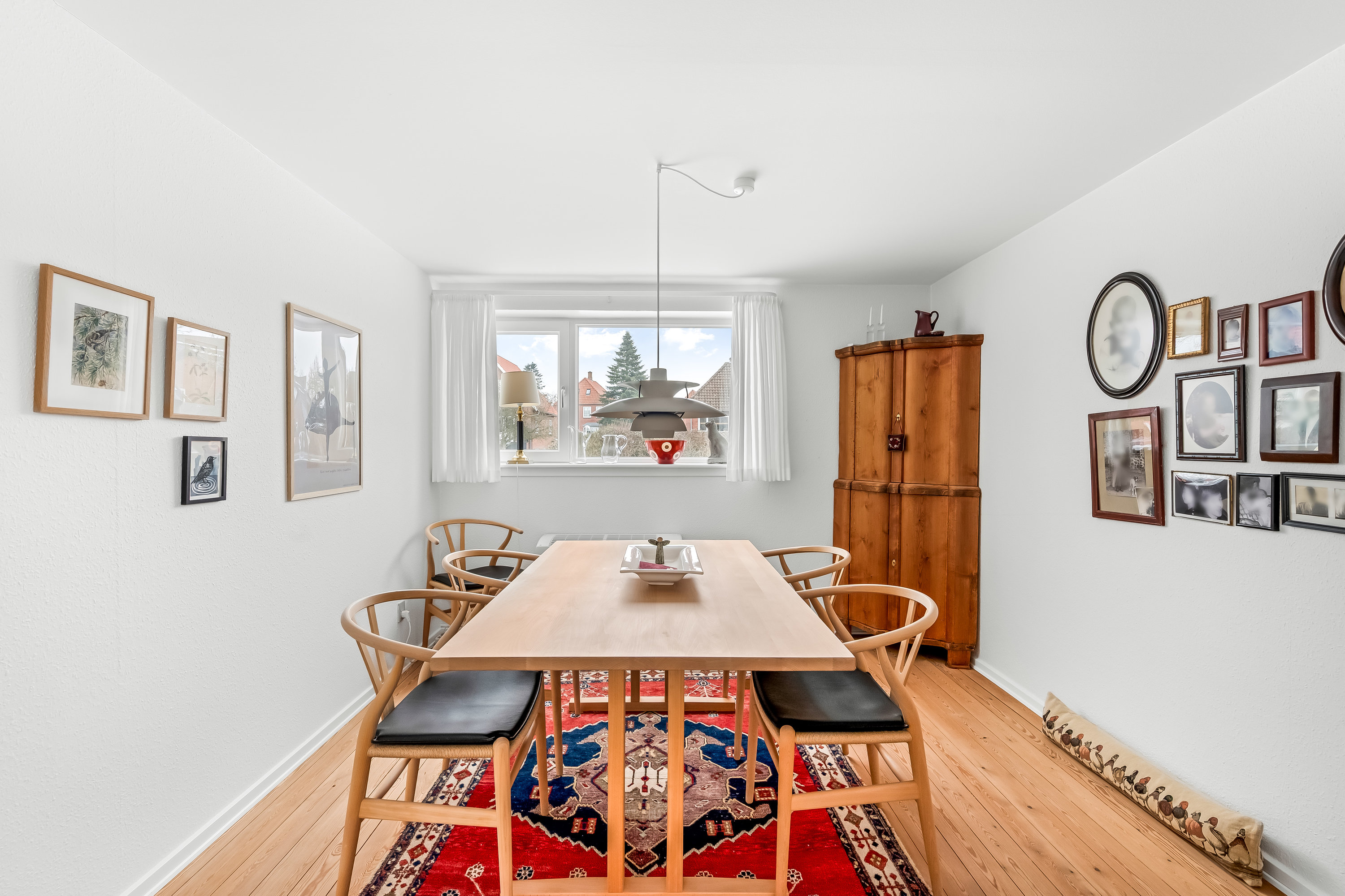 Fremhævet stue billede i fuldskærmstilstand. Billede af Lindevej 3, 6270 Tønder