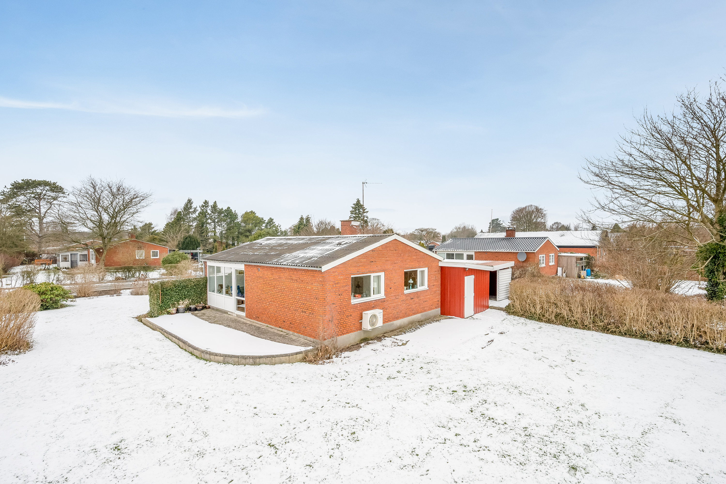 Fremhævet facade billede i fuldskærmstilstand. Billede af Lindevej 3, 6270 Tønder