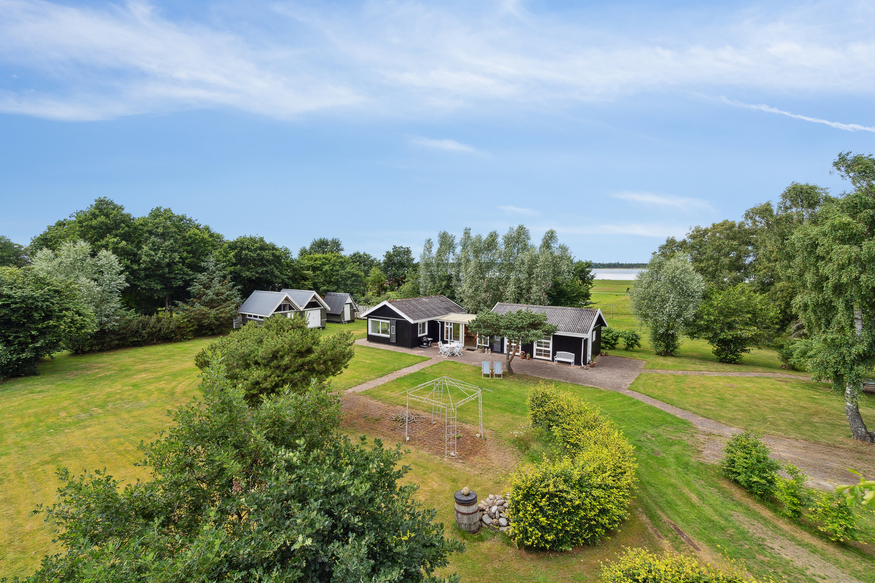 Fremhævet  billede i fuldskærmstilstand. Billede af Strandskadevej 11, Egense, 9280 Storvorde