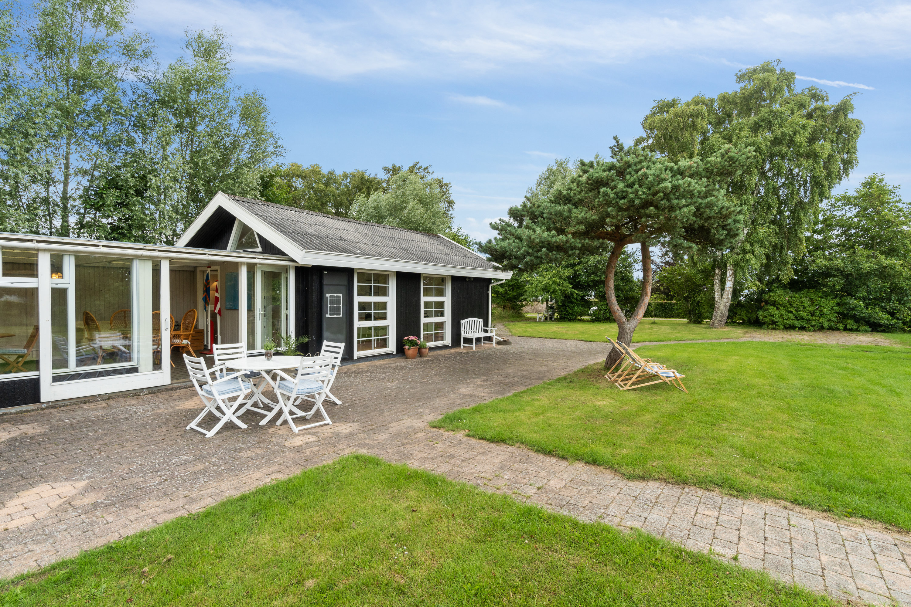 Fremhævet  billede i fuldskærmstilstand. Billede af Strandskadevej 11, Egense, 9280 Storvorde