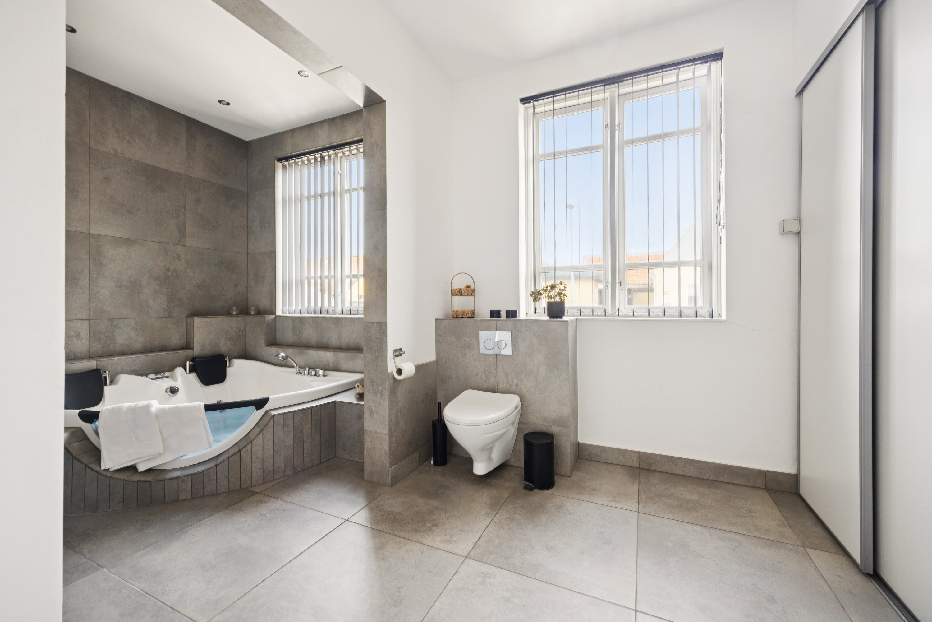 Fremhævet badeværelse billede i fuldskærmstilstand. Billede af Markvej 38 og Mosegårdsvej 1, 9990 Skagen